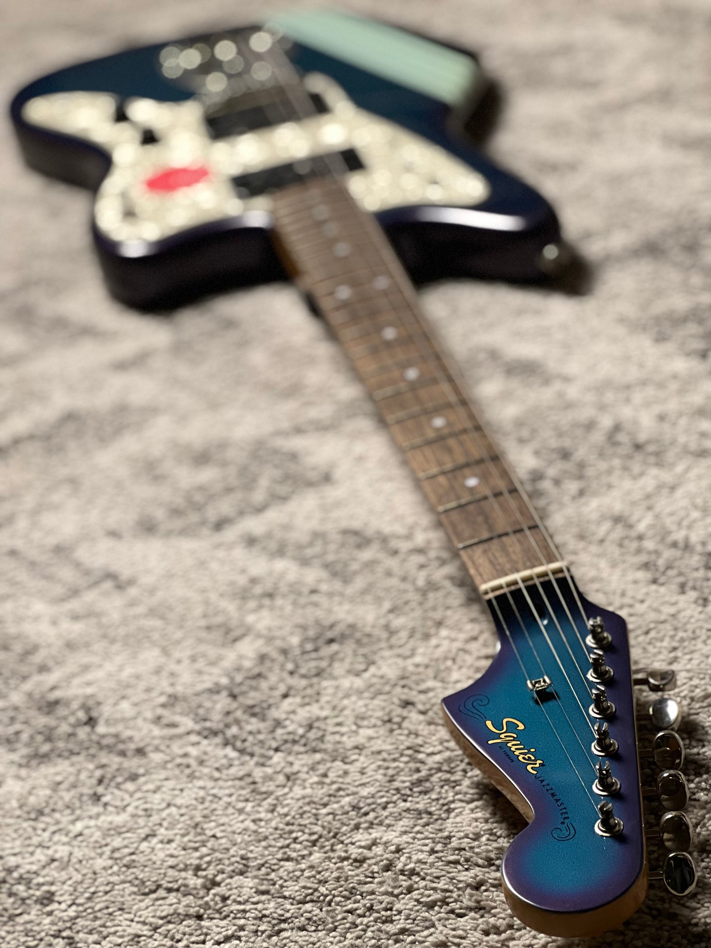 Squier FSR Classic Vibe 60s Jazzmaster with Laurel FB in Competition Burgundy