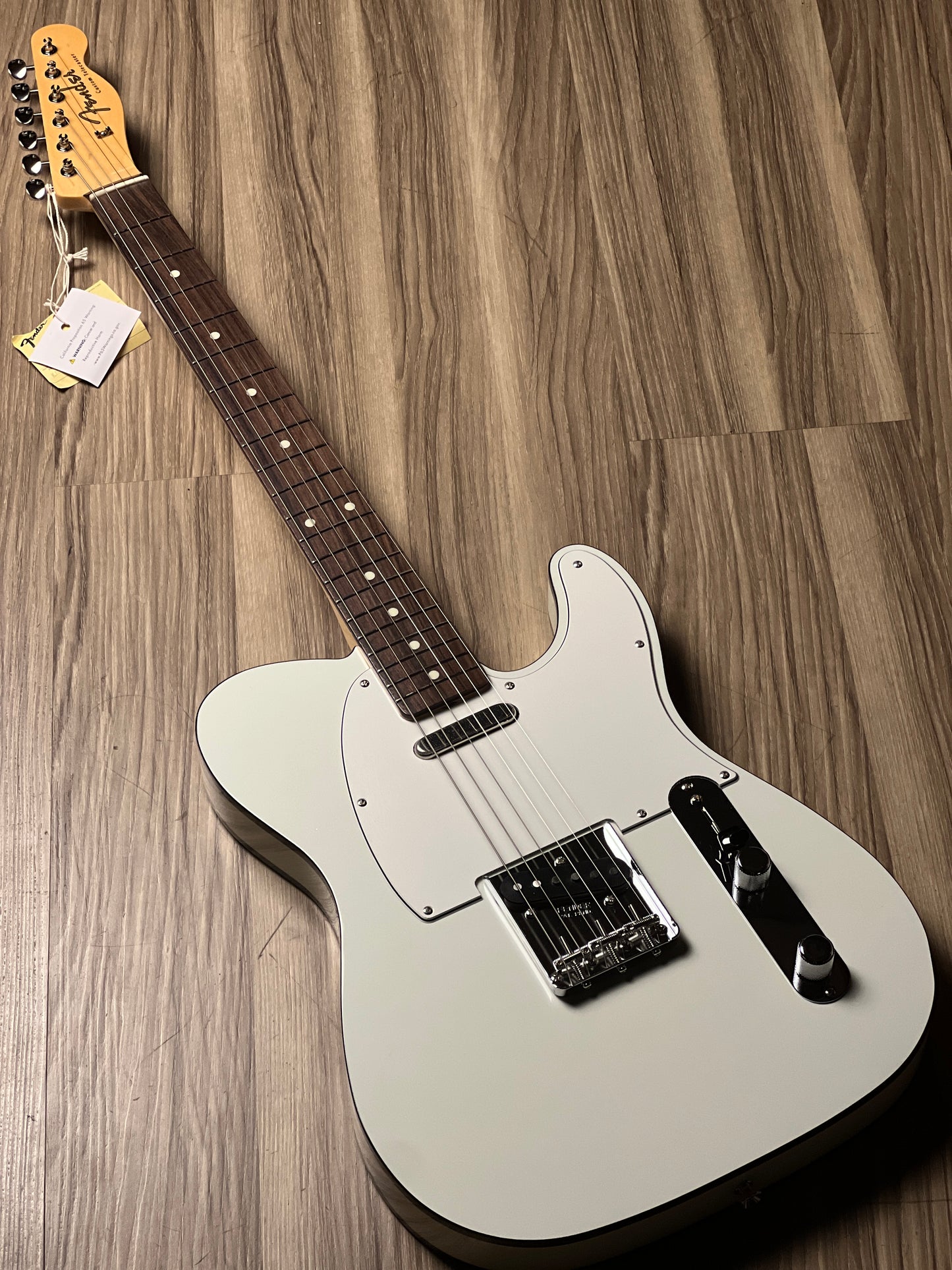 Fender FSR MIJ Traditional 60s Telecaster Custom with RW FB in Olympic White JD24014475