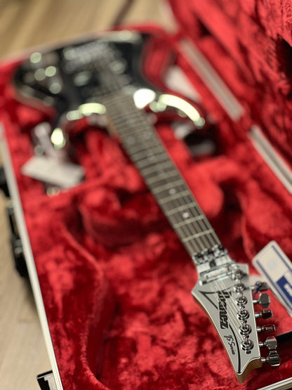 Ibanez JS3CR Joe Satriani Signature w/Case In Chrome Boy F2430683
