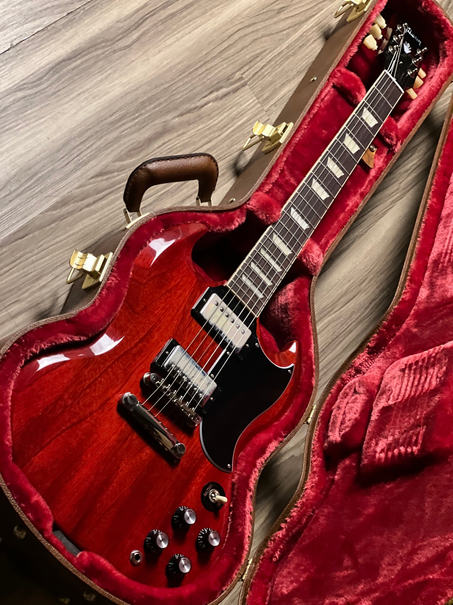 Gibson Original Collection SG Standard `61 Stop Bar สี Vintage Cherry