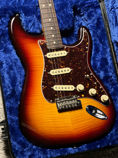 Fender 70th Anniversary American Professional II Stratocaster with RW FB in Comet Burst US24026056