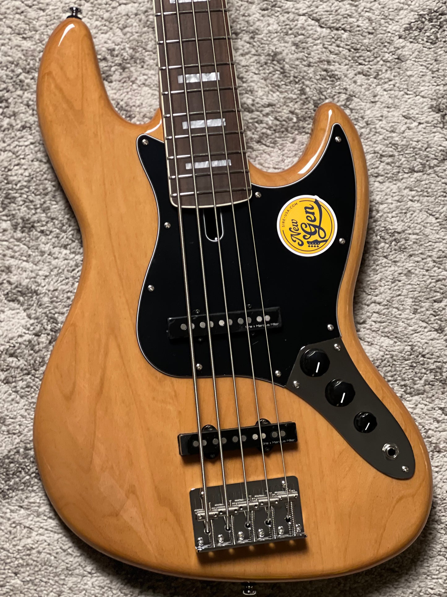 Sire Marcus Miller V5R-ALDER-5 with Rosewood Passive 5 String in Natural