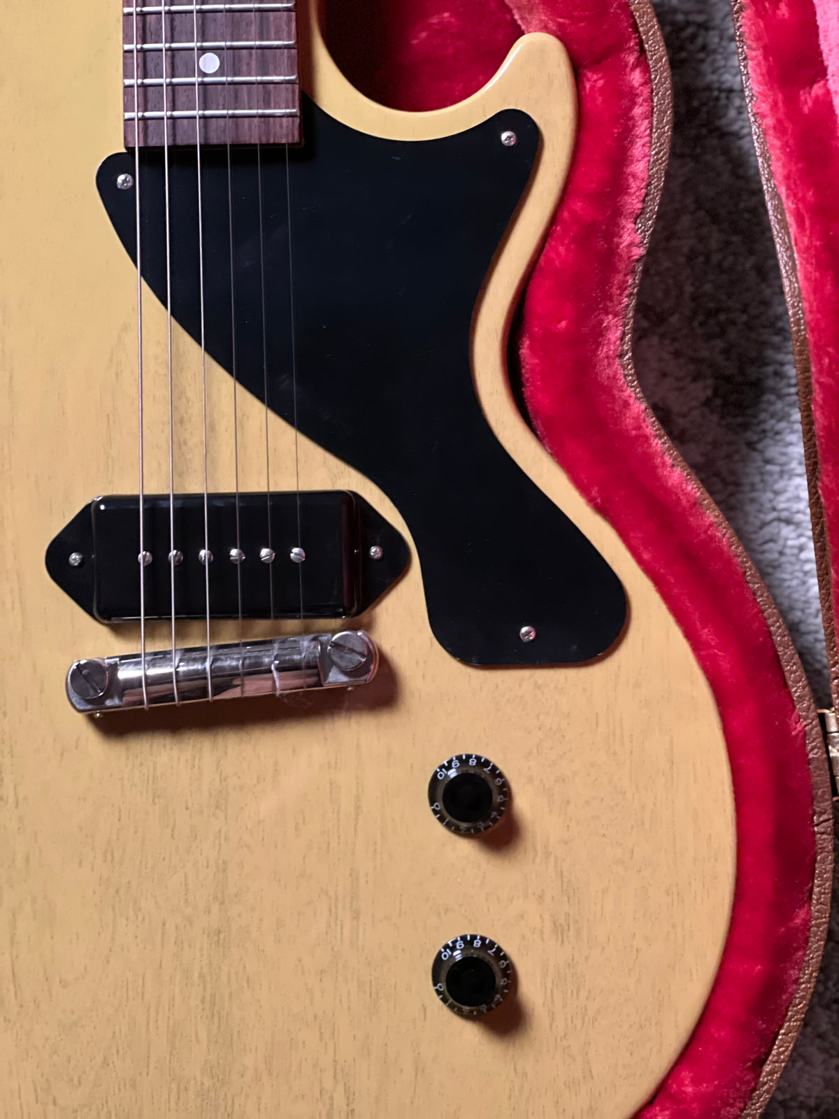 Gibson Les Paul Junior in TV Yellow w/Case 232950170