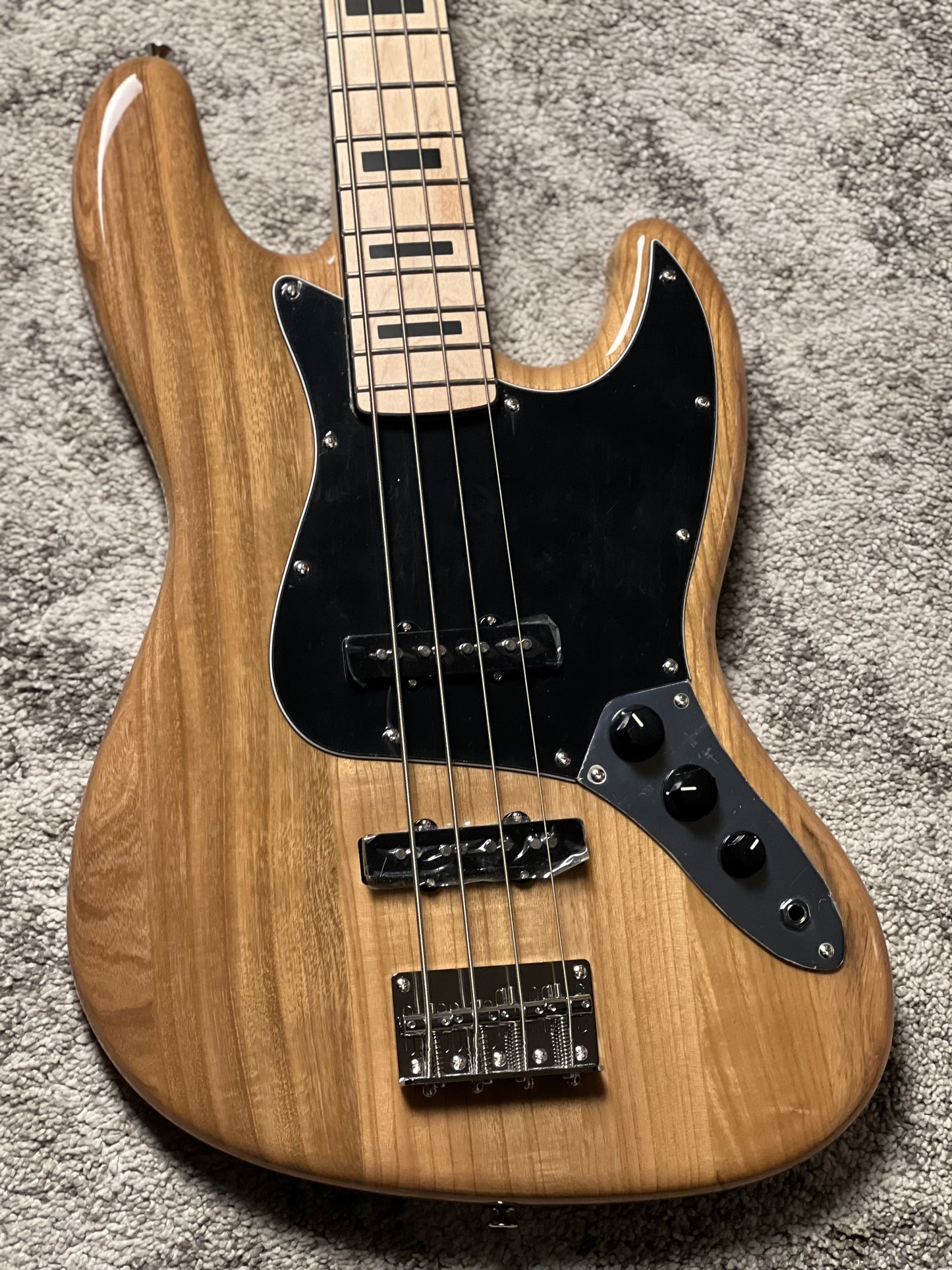 SLX Sparrow 70s Special Essentials with Maple FB in Vintage Natural