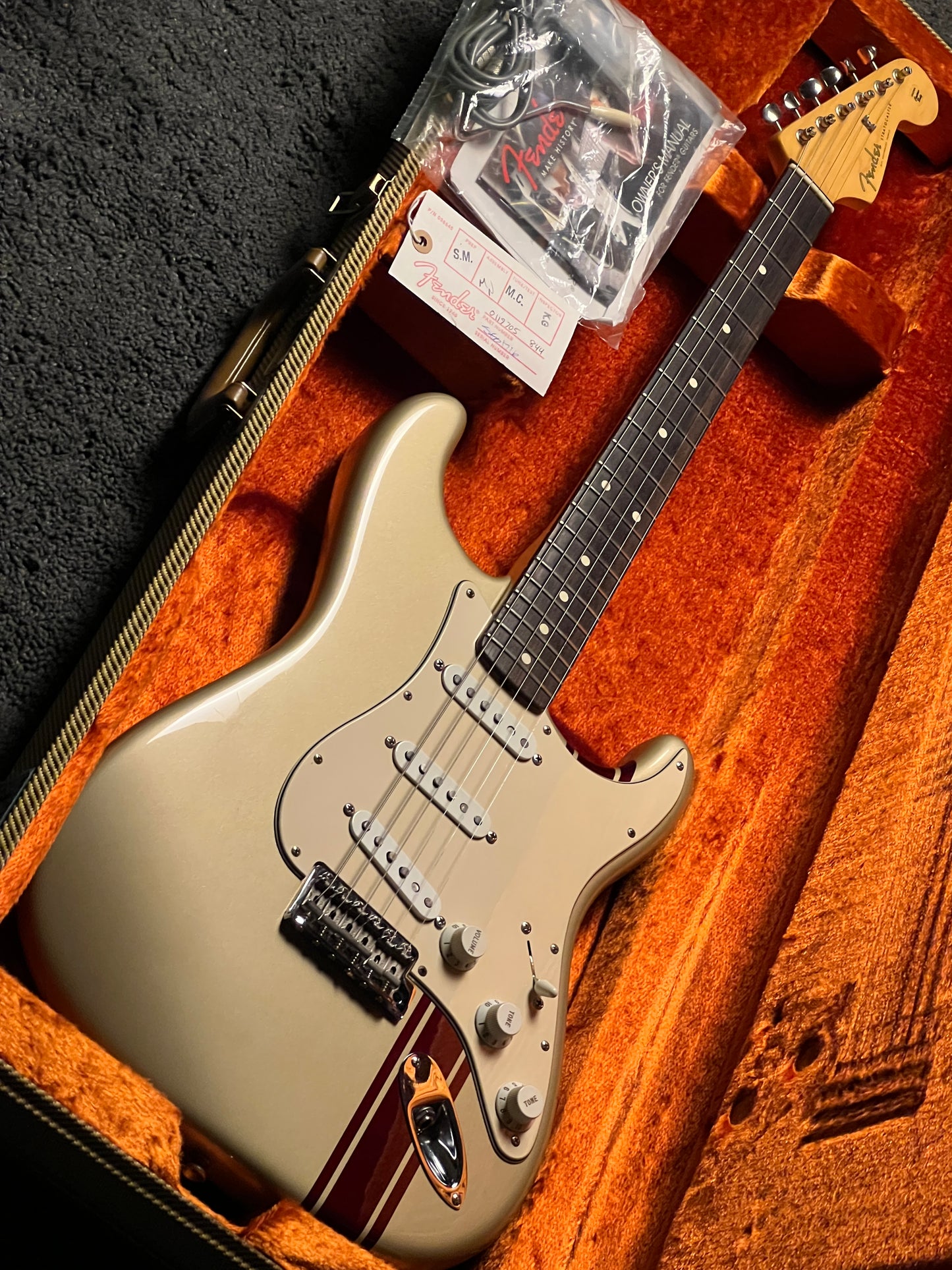 Fender John Mayer Signature Stratocaster Shoreline Gold with Burgundy Racing Stripe SE01716 (USED)