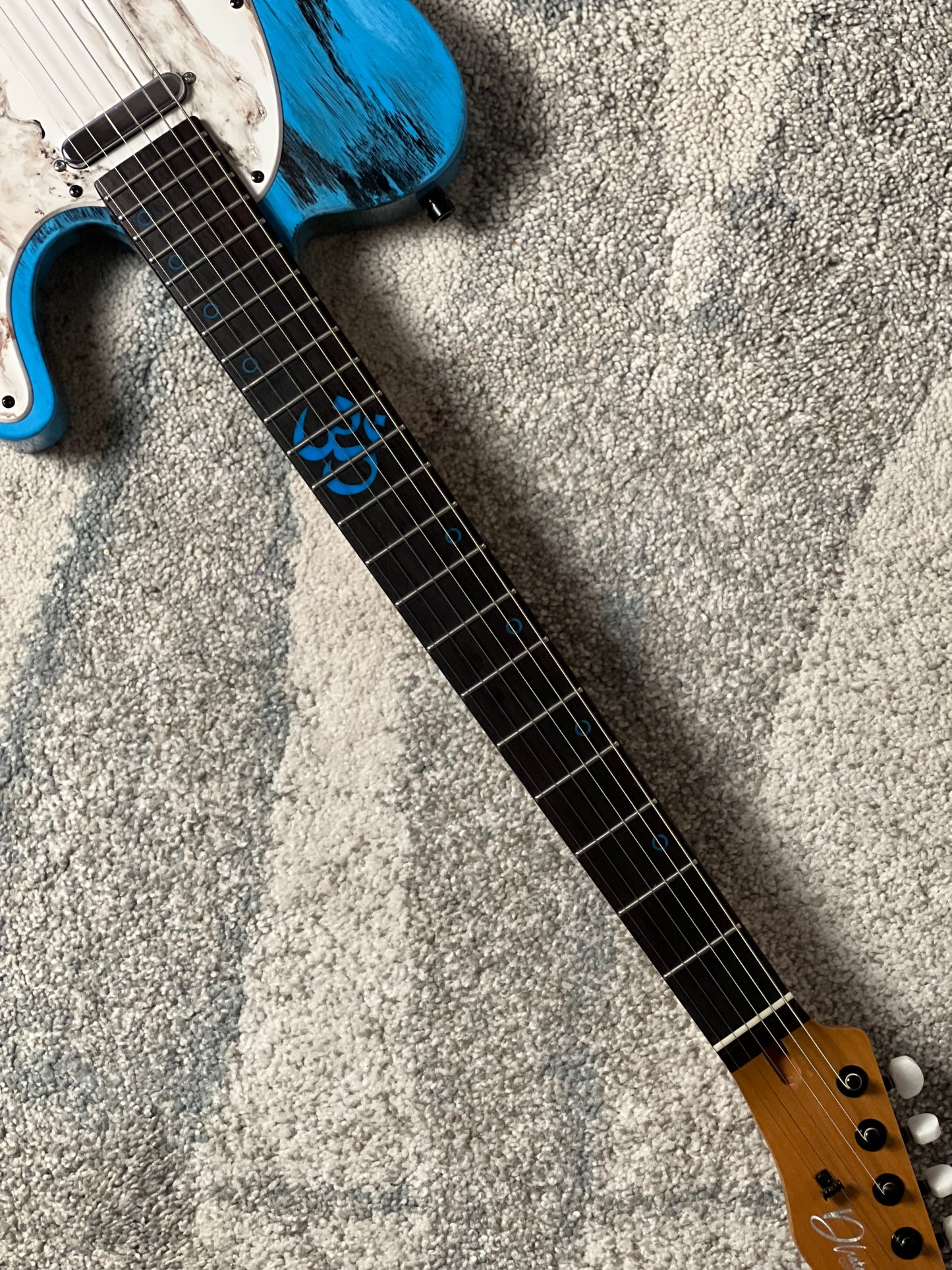 Dhatarattha Custom DTL in Barn Find Blue with Rosewood FB
