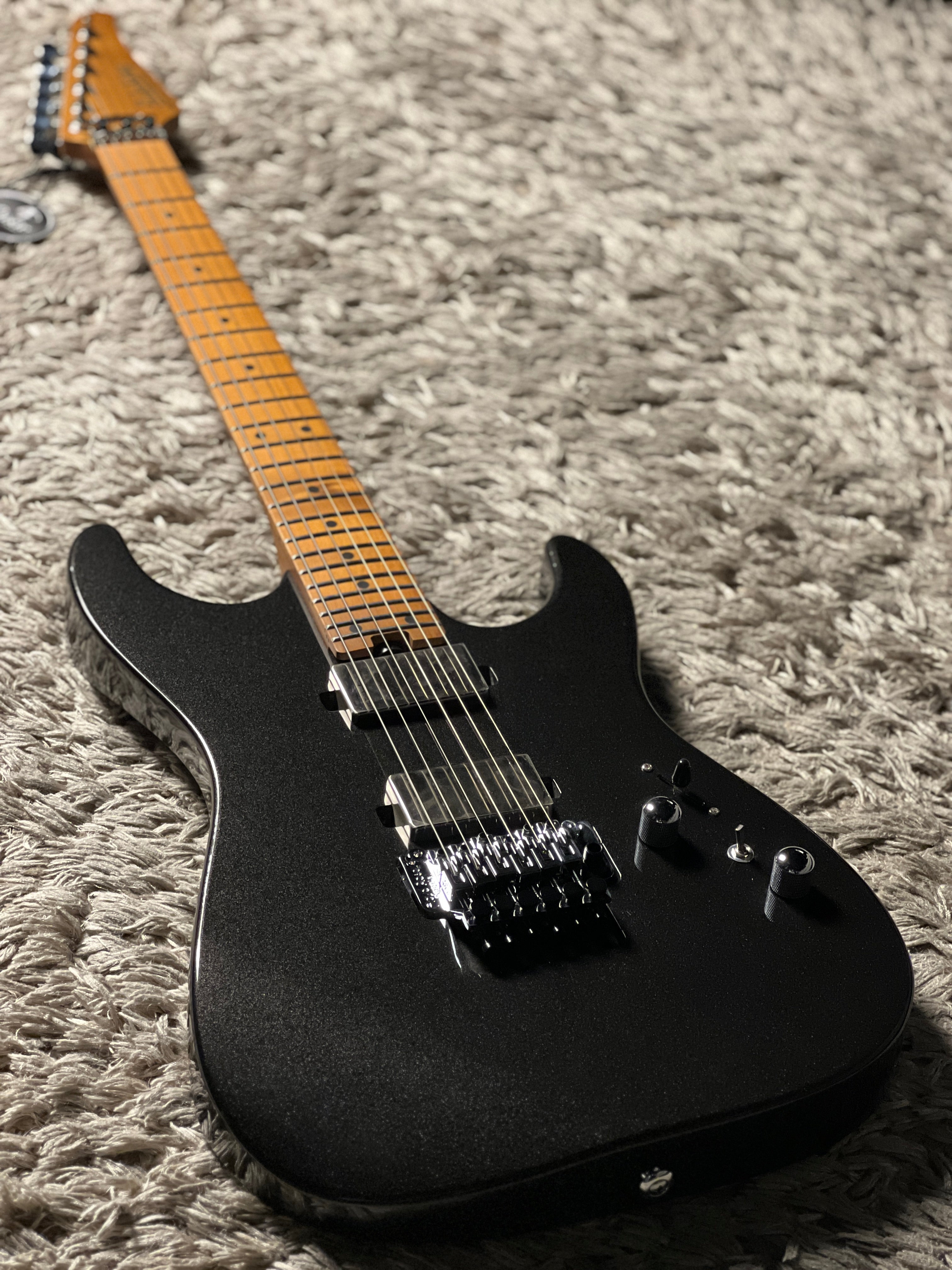 Soloking MS-1 Custom 24 HH FR Flat Top in Metallic Black Nafiri