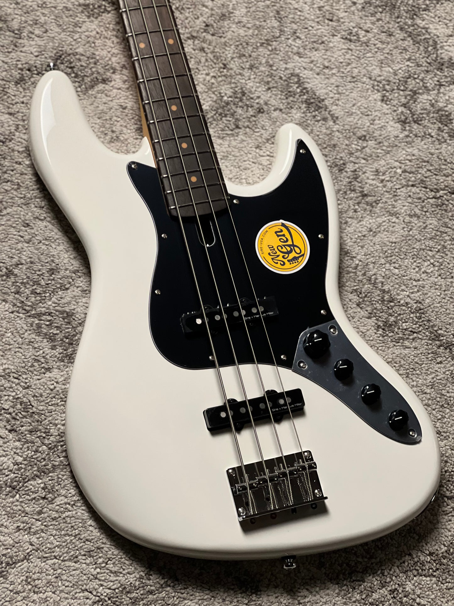 Sire Marcus Miller V1-4String Bass Guitar in Antique White