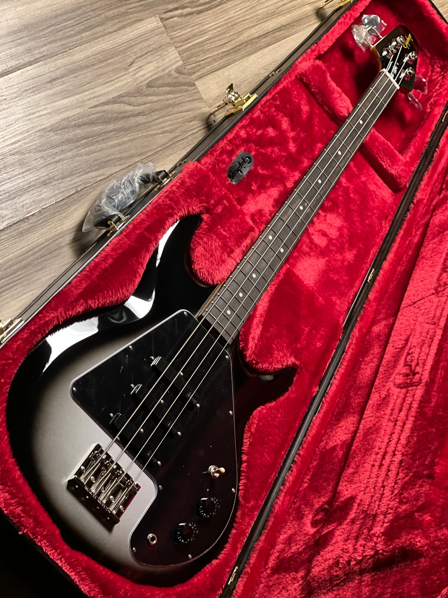 Epiphone Mike Dirnt Grabber G-3 Bass in Silverburst 25091522726