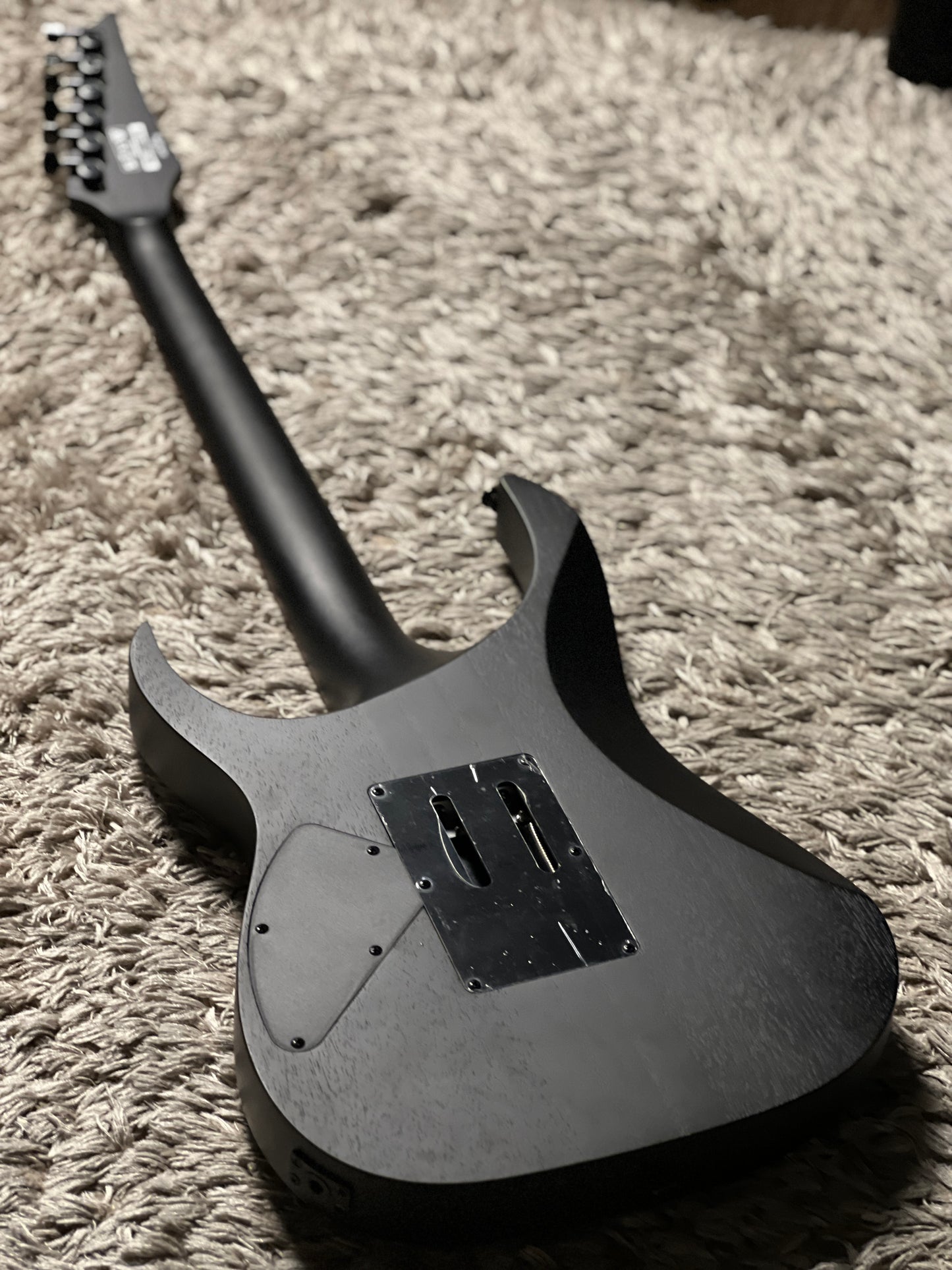 Ibanez RGRT420-WK in Weathered Black