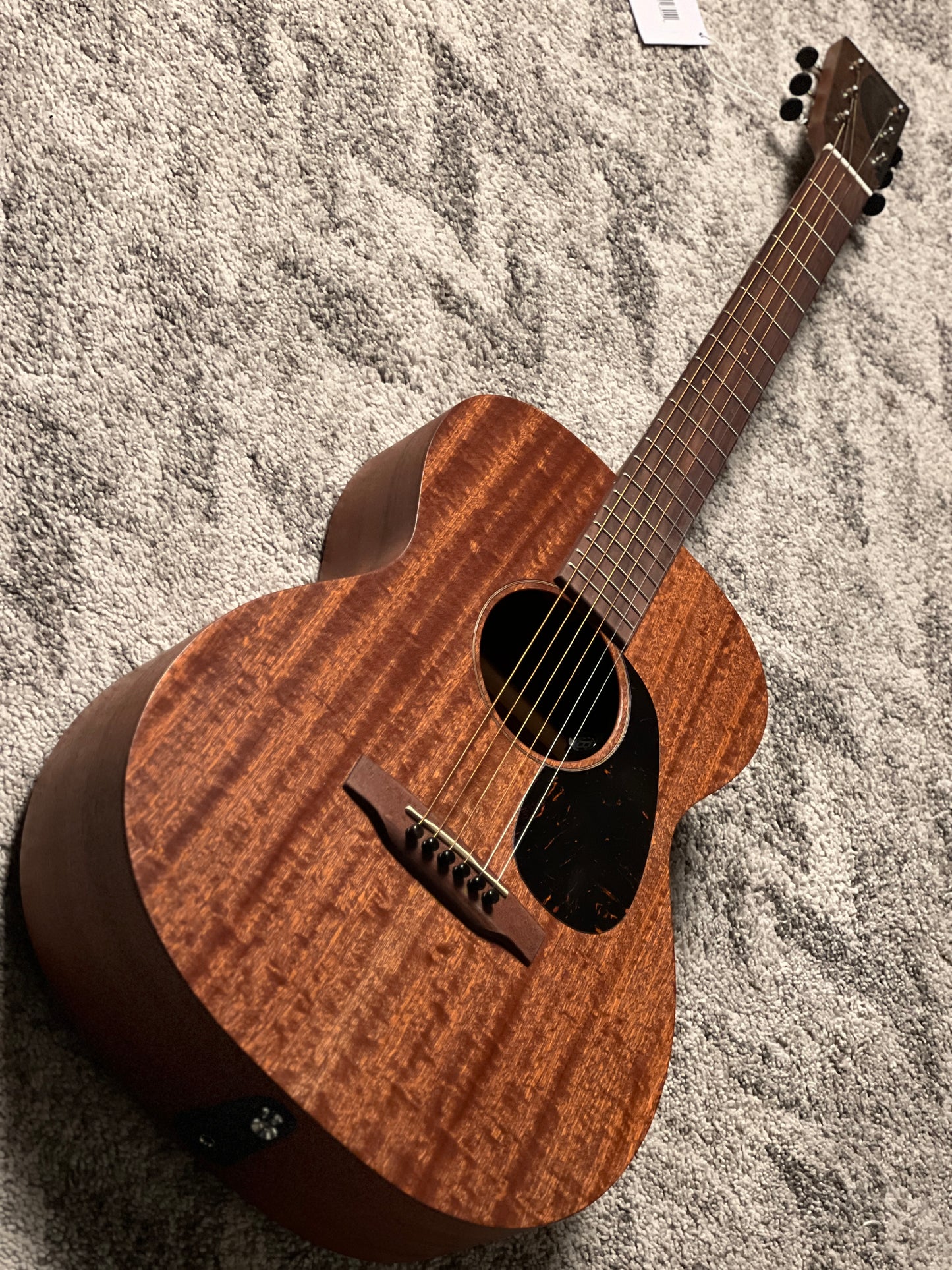 Martin 000 JR-E Acoustic Electric in Sapele