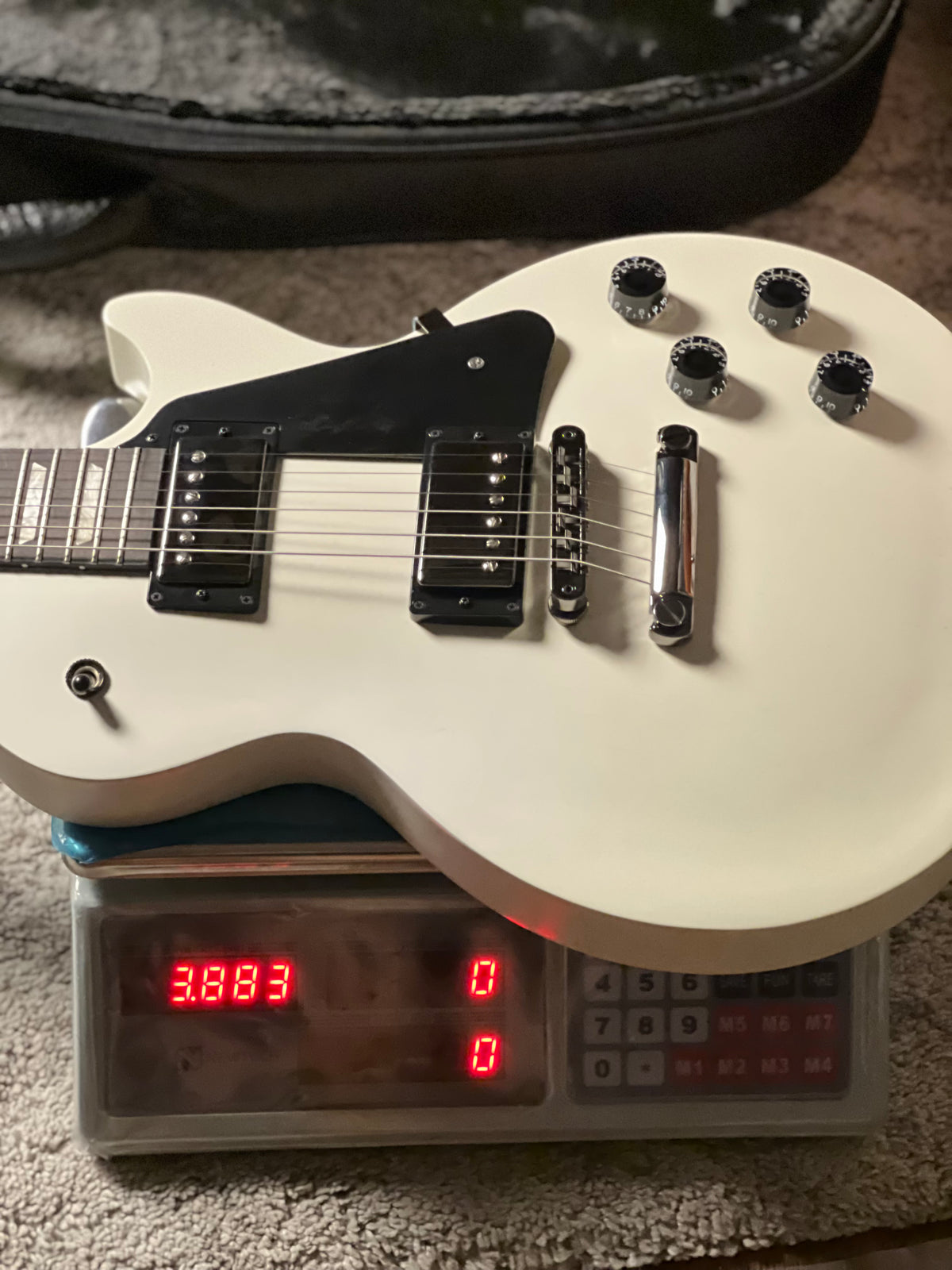 Gibson Les Paul Studio Modern in Worn White w/Gigbag 232850264