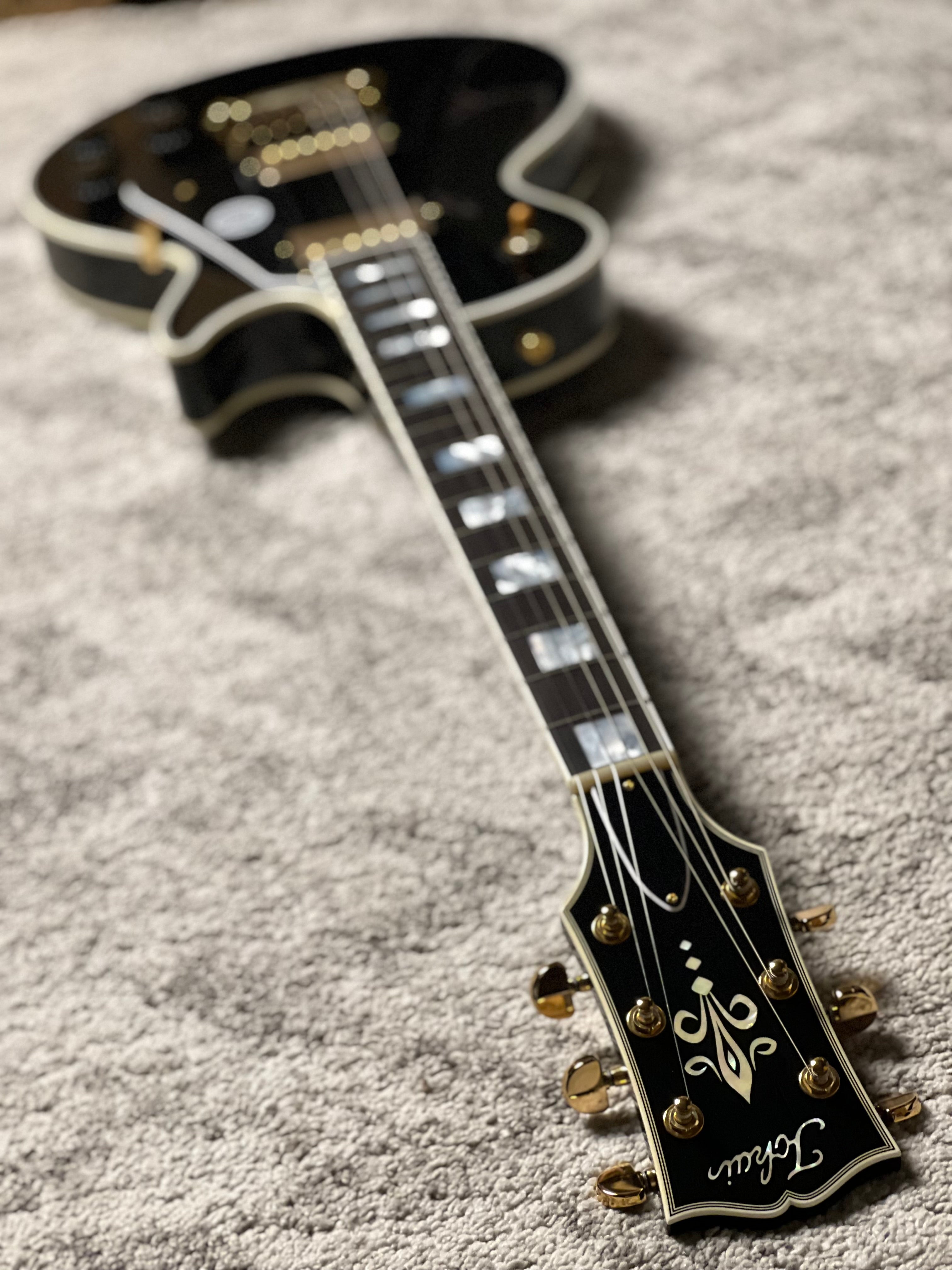 Tokai Love Rock Custom Shop LC-230S BB Premium Series in Black