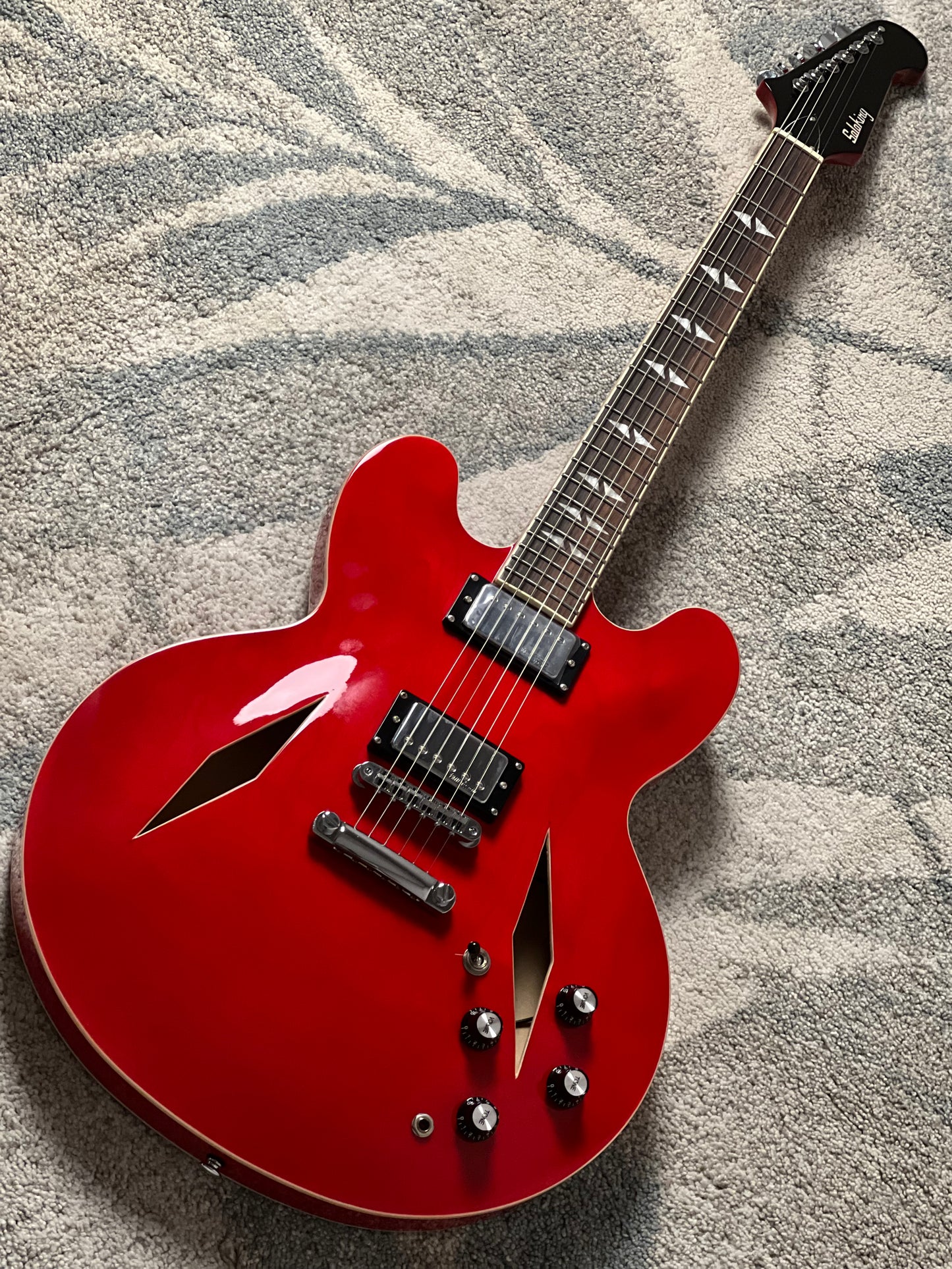 Soloking SDG-335 Dave Grohl Style Tribute in Cherry Red