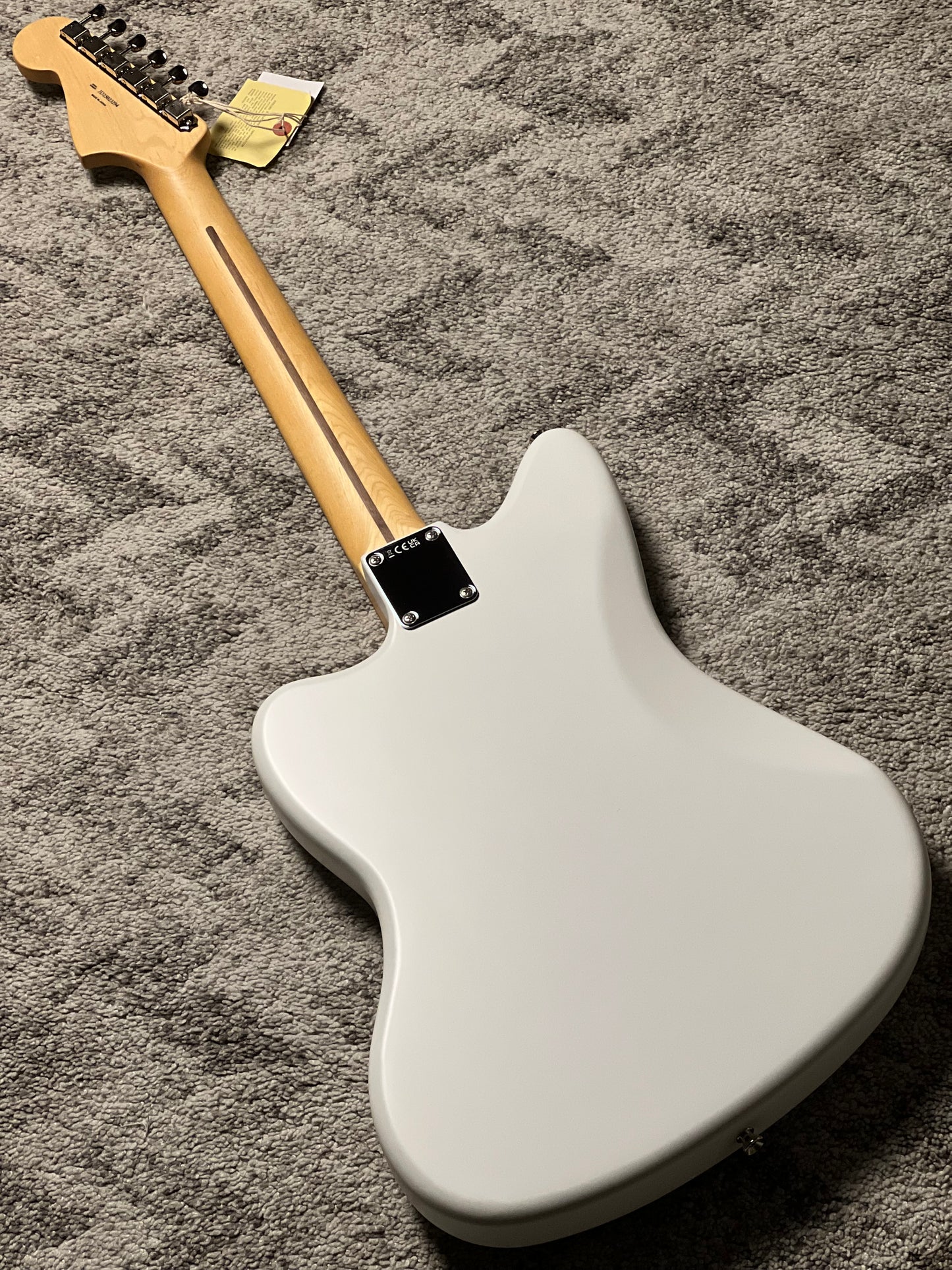 Fender MIJ Limited Jazzmaster with RW FB in Blanc JD25023294