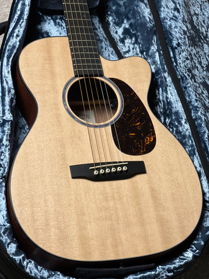 Martin 000CJR-E Acoustic-electric Guitar in Natural
