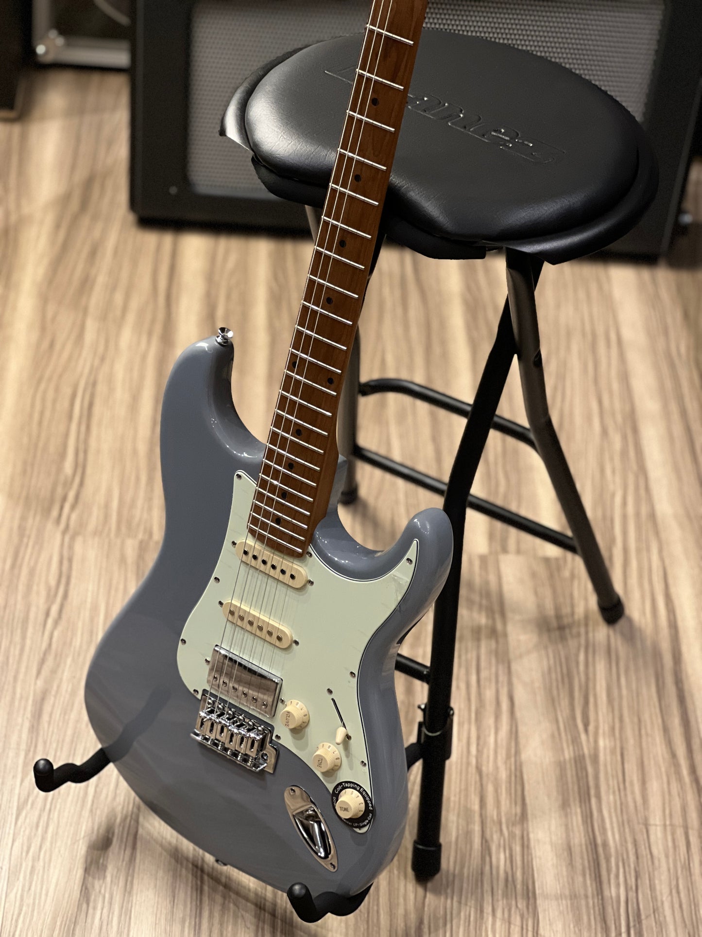 Ibanez IMC50FS Guitarist Throne Guitar Chair and Stand