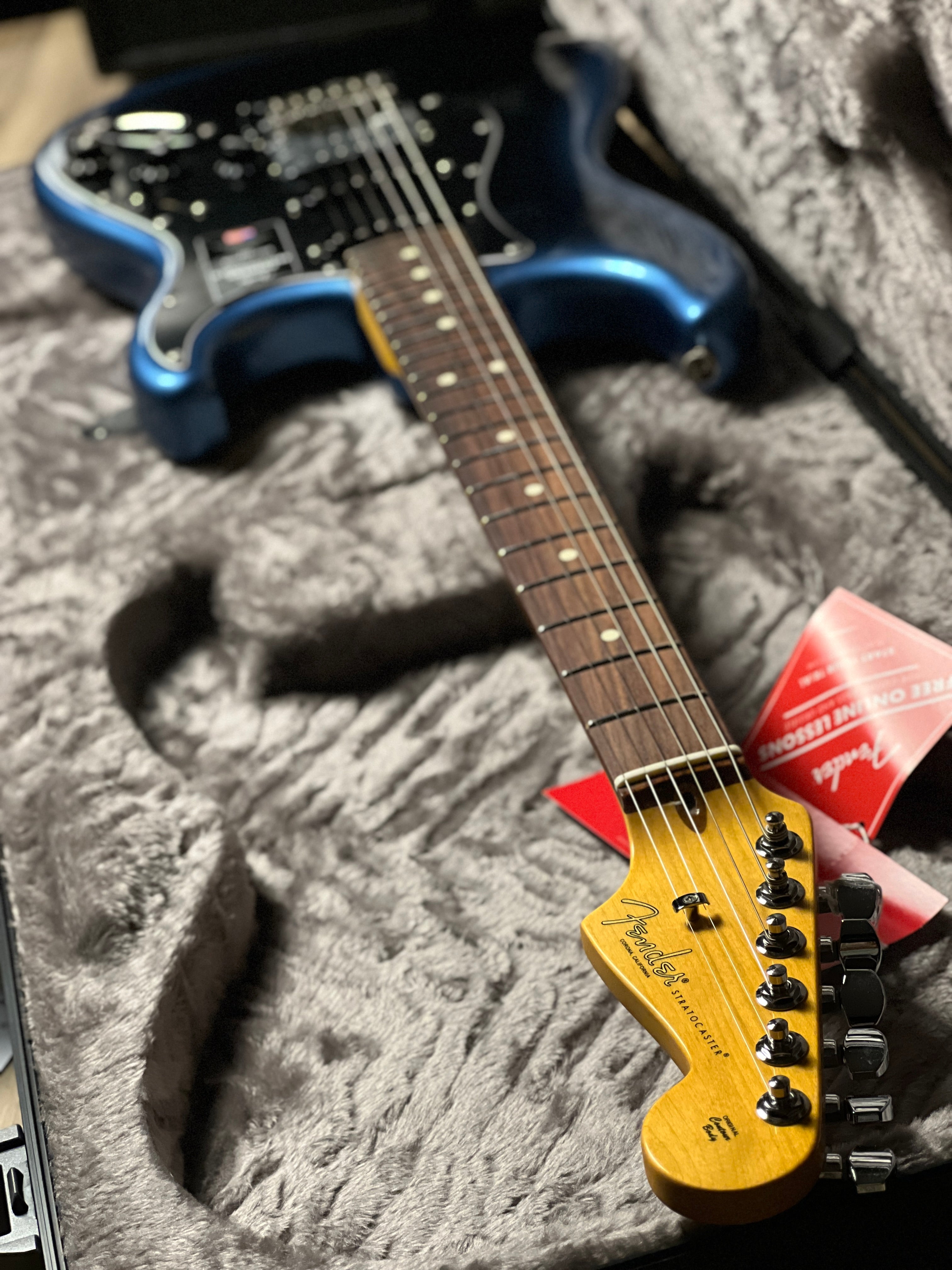 Fender American Professional II Stratocaster HSS - Dark Night with