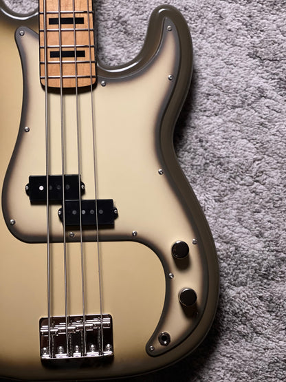 Squier FSR Classic Vibe 70s Precision Bass with Maple FB in Antigua Burst