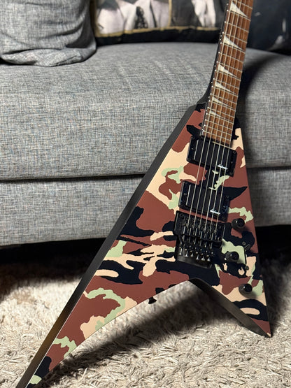Jackson X Series Rhoads RRX24 with Laurel FB in Woodland Camo (USED)