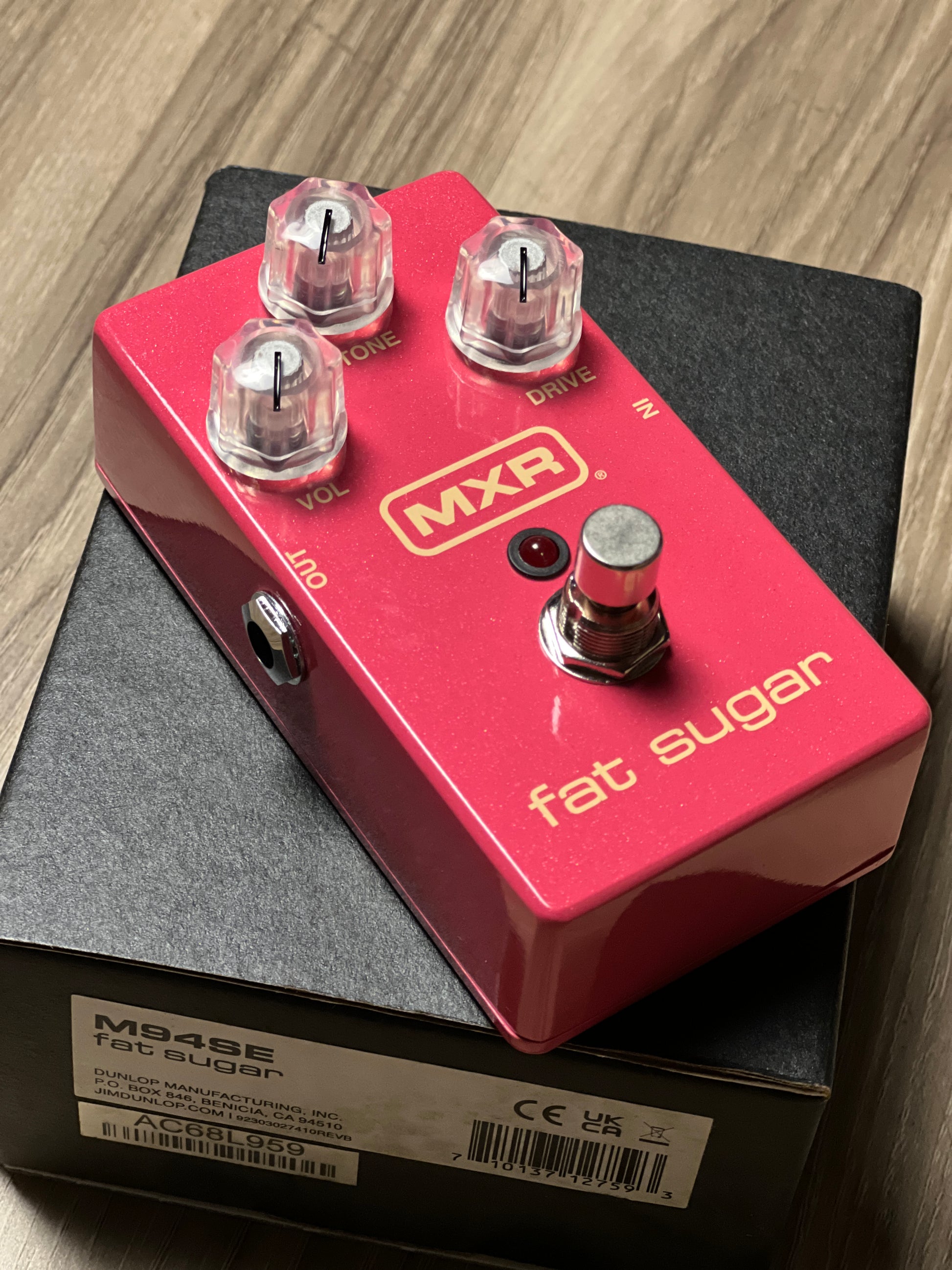 MXR M94SE Fat Sugar Pink Guitar Effect Pedal –