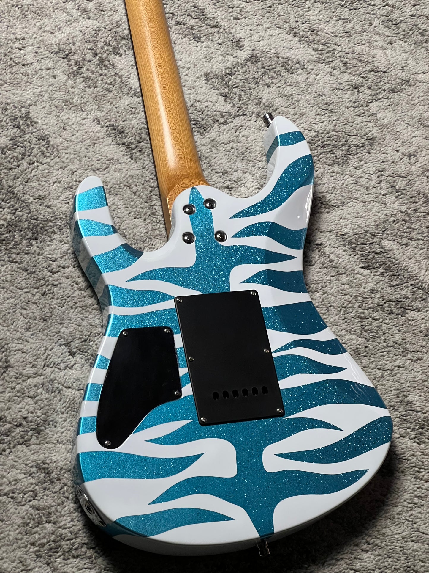 Dhatarattha Custom DST HH in Blue Tiger Sparkle with Rosewood FB