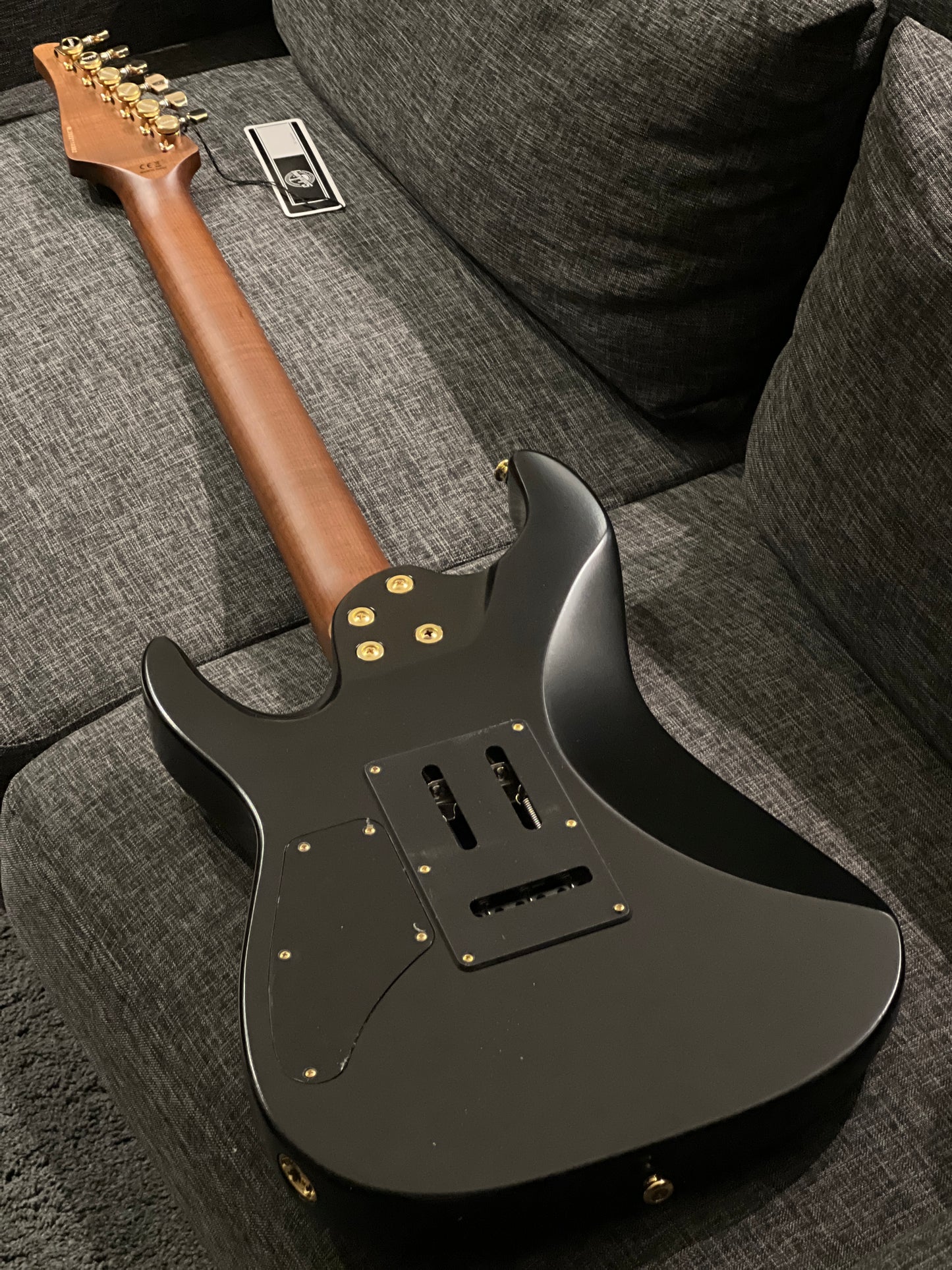 Soloking MS-1 Custom 24 HH in Satin Black Beauty Matte with Roasted Maple Neck and Alder Body