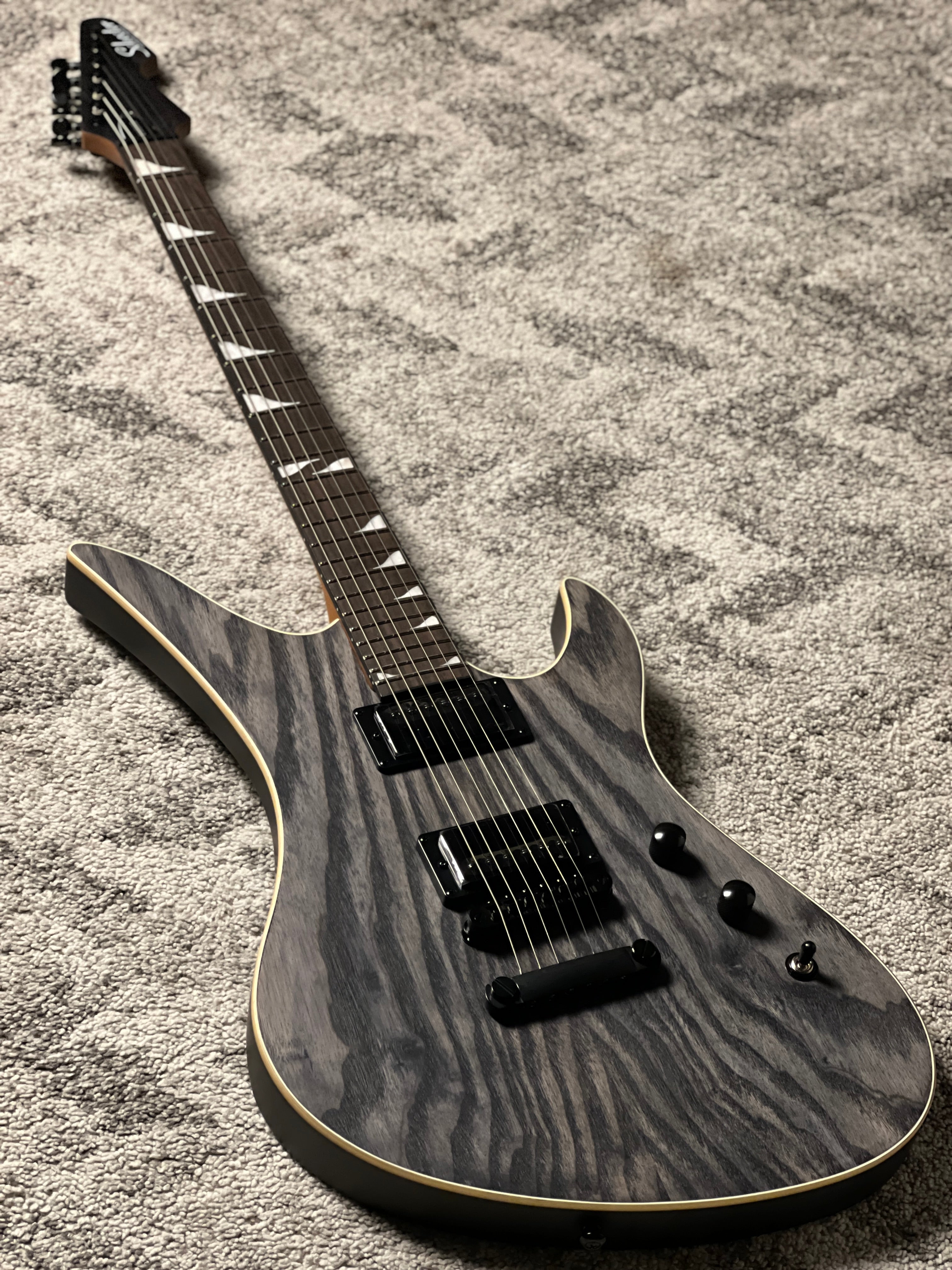 Schecter Avenger Standard in Charcoal Satin – nafiriguitar.com