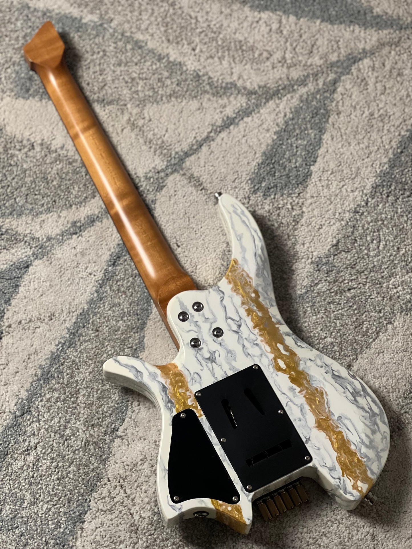 Dhatarattha Custom DHL in White Shmear with RW FB Nafiri Special Run