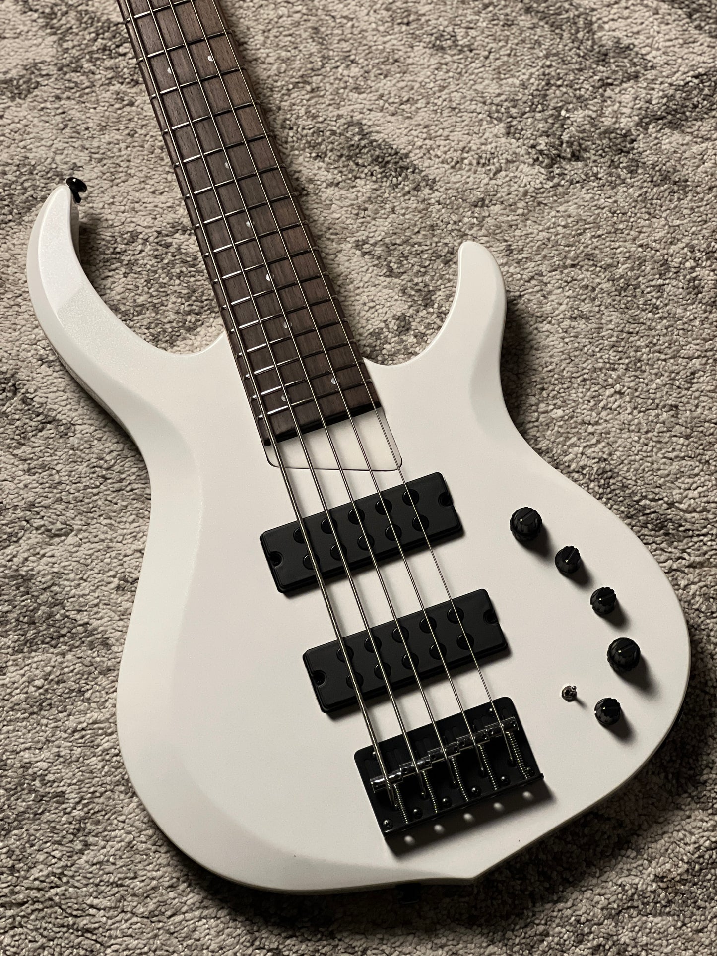 Sire Marcus Miller M2 5 String 2nd Gen Electric Bass in White Pearl
