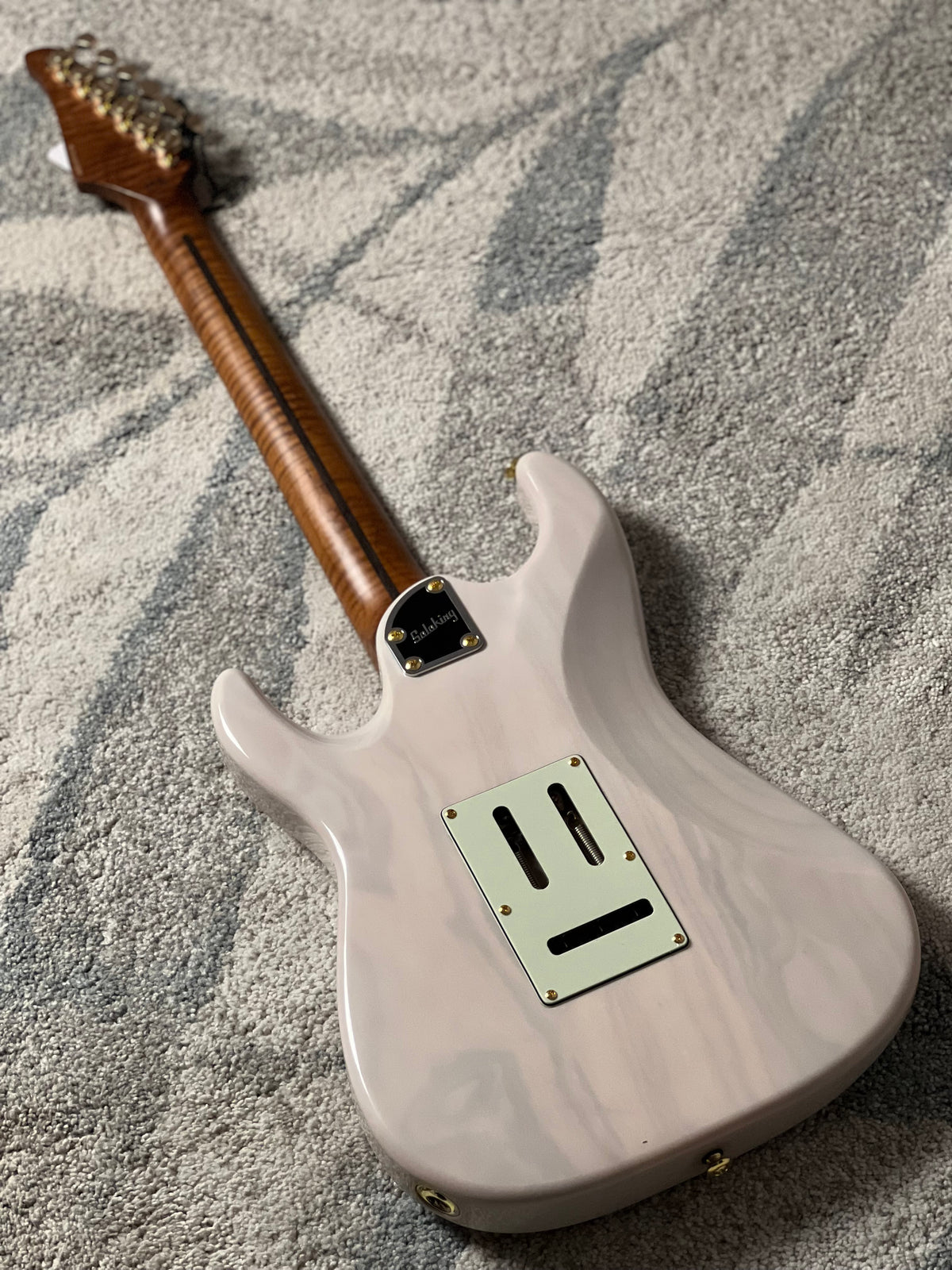 Soloking MS-1 Classic Ash FMN with Roasted Flame Maple Neck in White Blonde Limited Edition