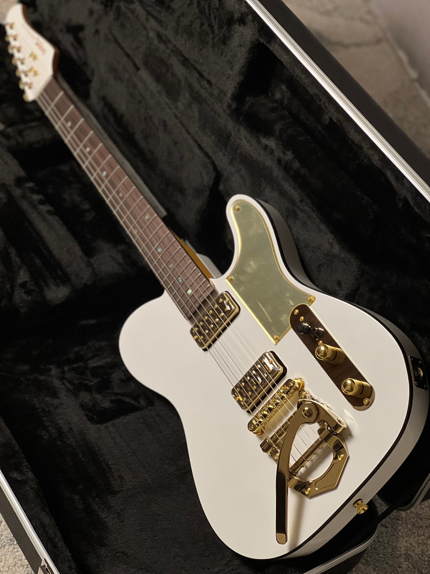 SQOE SETL1000FR Premium Custom Series Professional Limited Edition in Pearl White