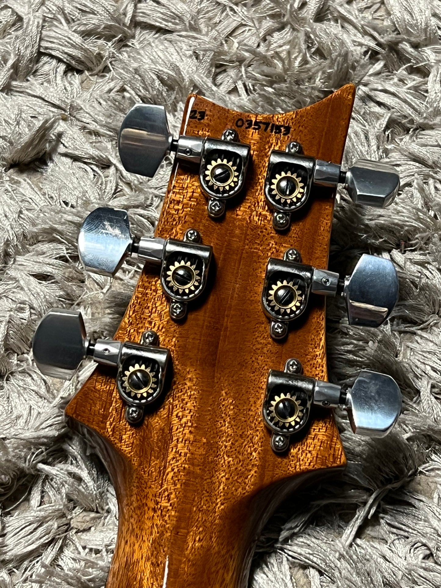 PRS Modern eagle V in Charcoal S/N 23 0357153