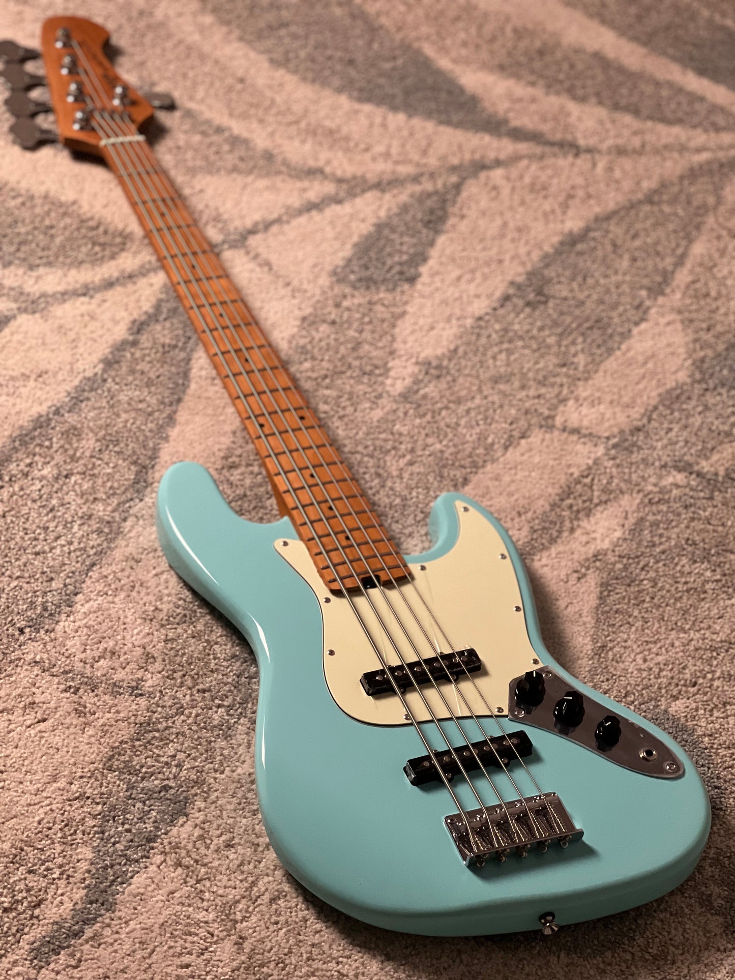 SQOE SJB650 Roasted Maple Series 5 String Bass in Vintage Sonic Blue