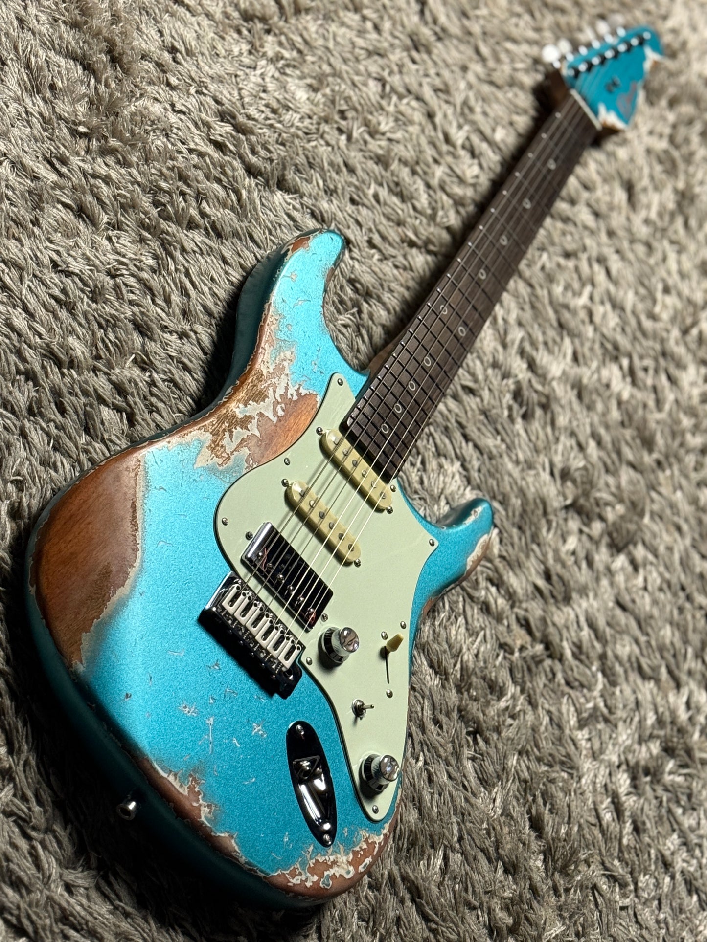 Dhatarattha Performance DST HSS in Ocean Turquoise with RW FB and Nitrocellulose Lacquer Relic