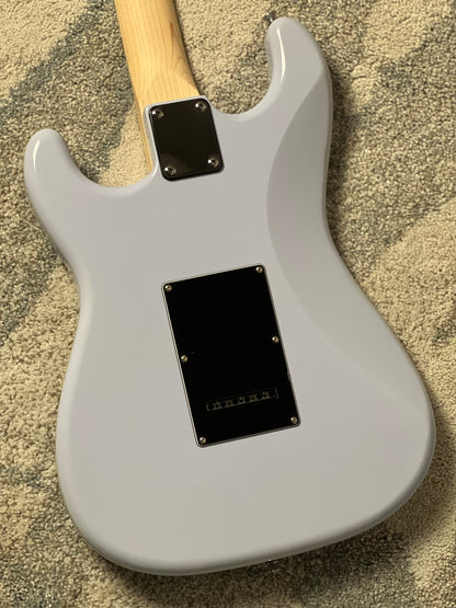 SLX Hawk Classic Essentials 22 HSS with Maple FB in Sonic Blue