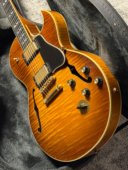 Gibson ES-137 Custom in Lightburst 02583721 (USED)