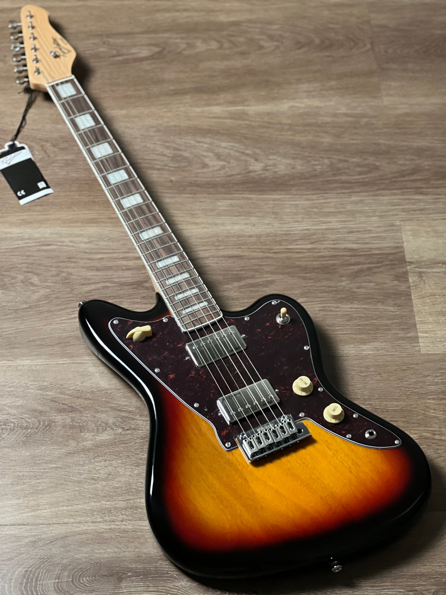 Revelation RJT60-H in 3-Tone Sunburst