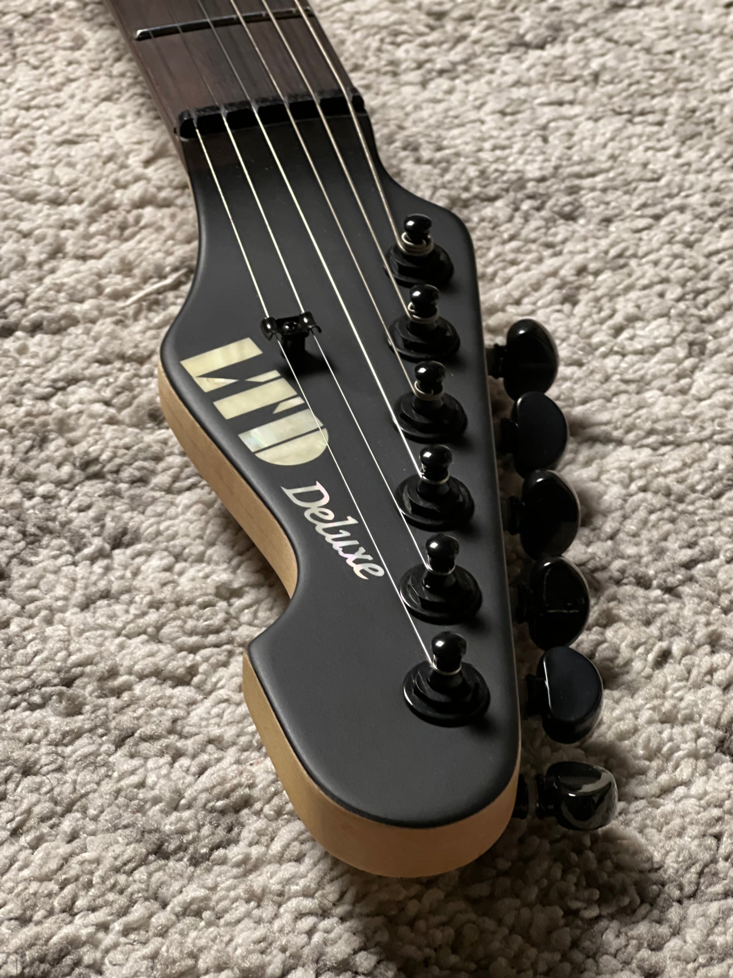 ESP LTD SN-1000 EverTune Koa in Natural Stain W24013729