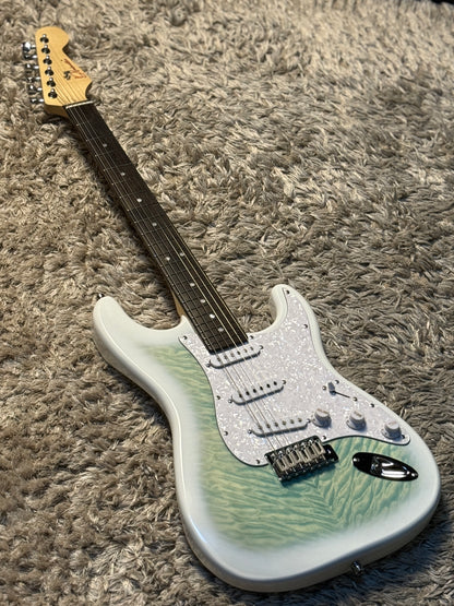 Dhatarattha Classic DST HSS in Larimar with Rosewood FB and Quilt Maple Top