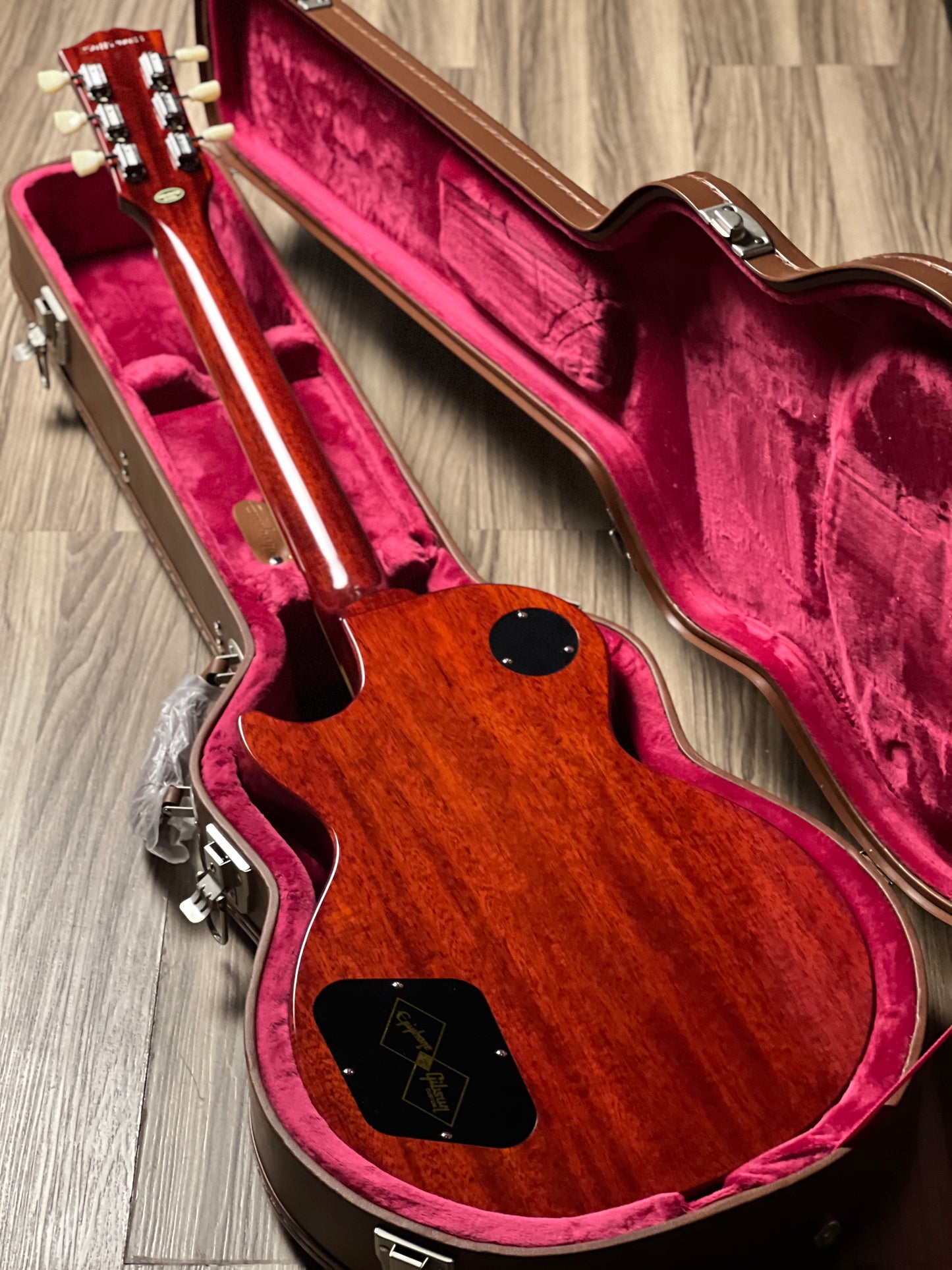 Epiphone 1959 Les Paul Standard Reissue in Washed Bourbon Burst w/Case 25011520083