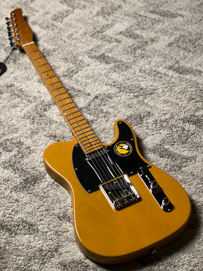 Sire Larry Carlton T7 in Butterscotch Blonde