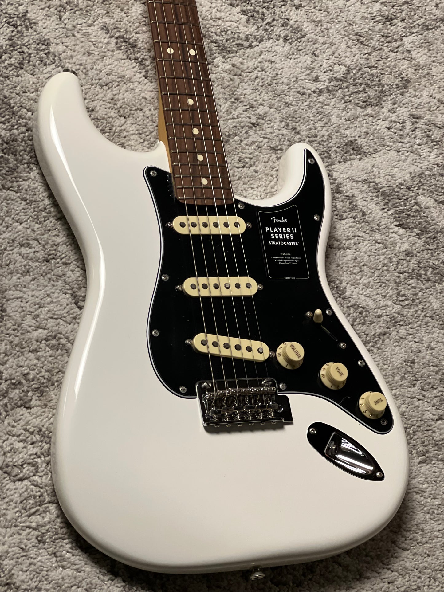 Fender Player II Stratocaster with RW FB in Polar White MXS24030919
