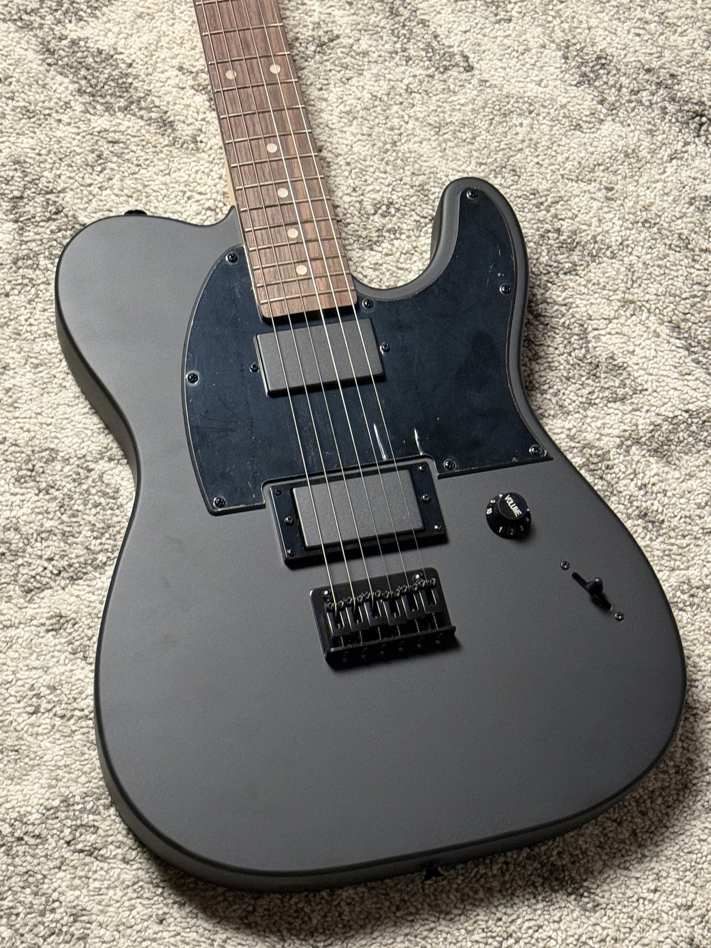 SLX Raven Modern Essentials 22 with Rosewood FB in in Satin Black