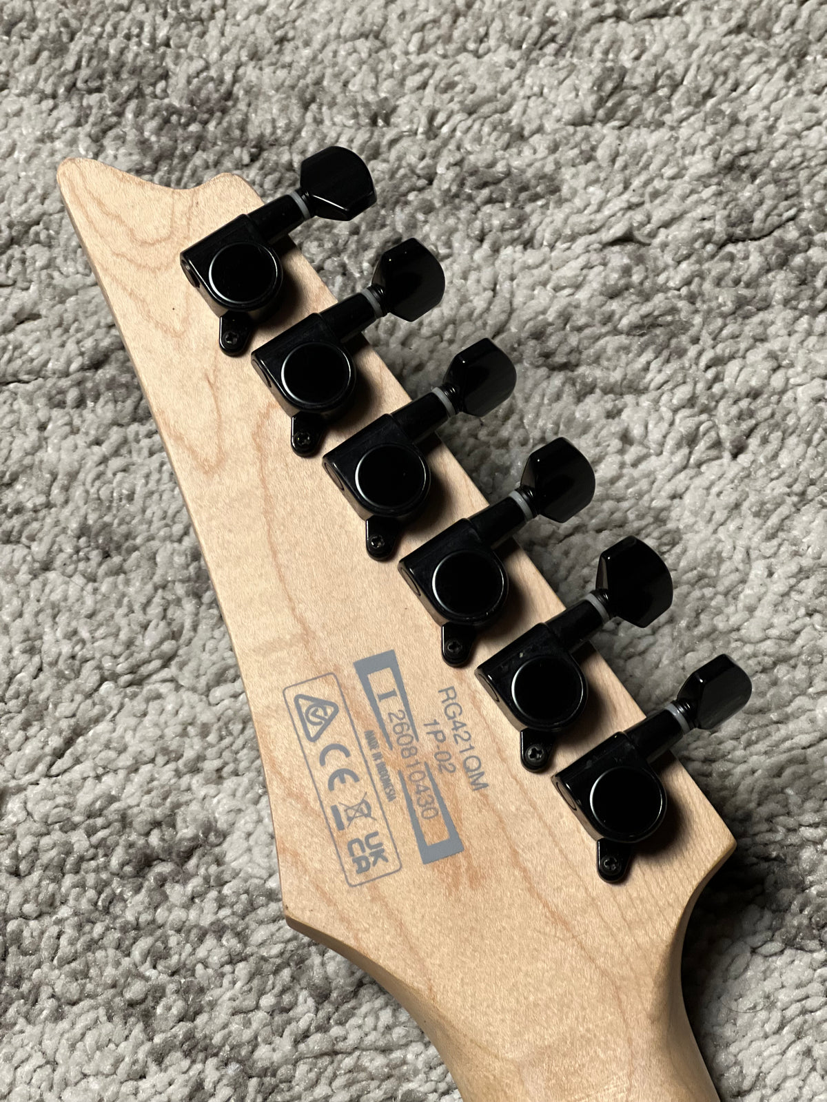 Ibanez RG421QM in Cerulean Blue Burst I260810430 (USED)