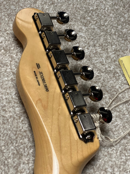 Fender Japan Traditional 2025 Collection 60s Telecaster with RW FB in Stardust Pink JD25013890