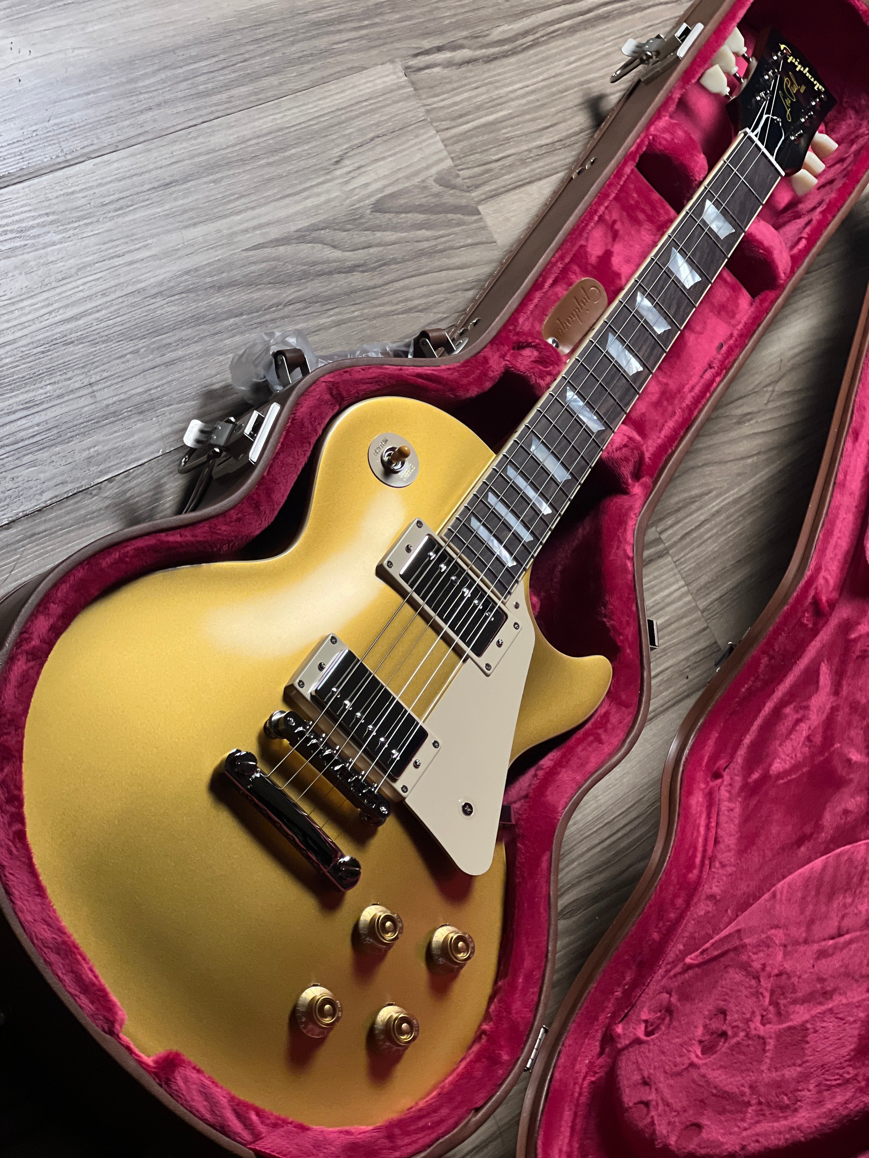 Epiphone 1957 Les Paul Goldtop Reissue in Double Gold w/Case