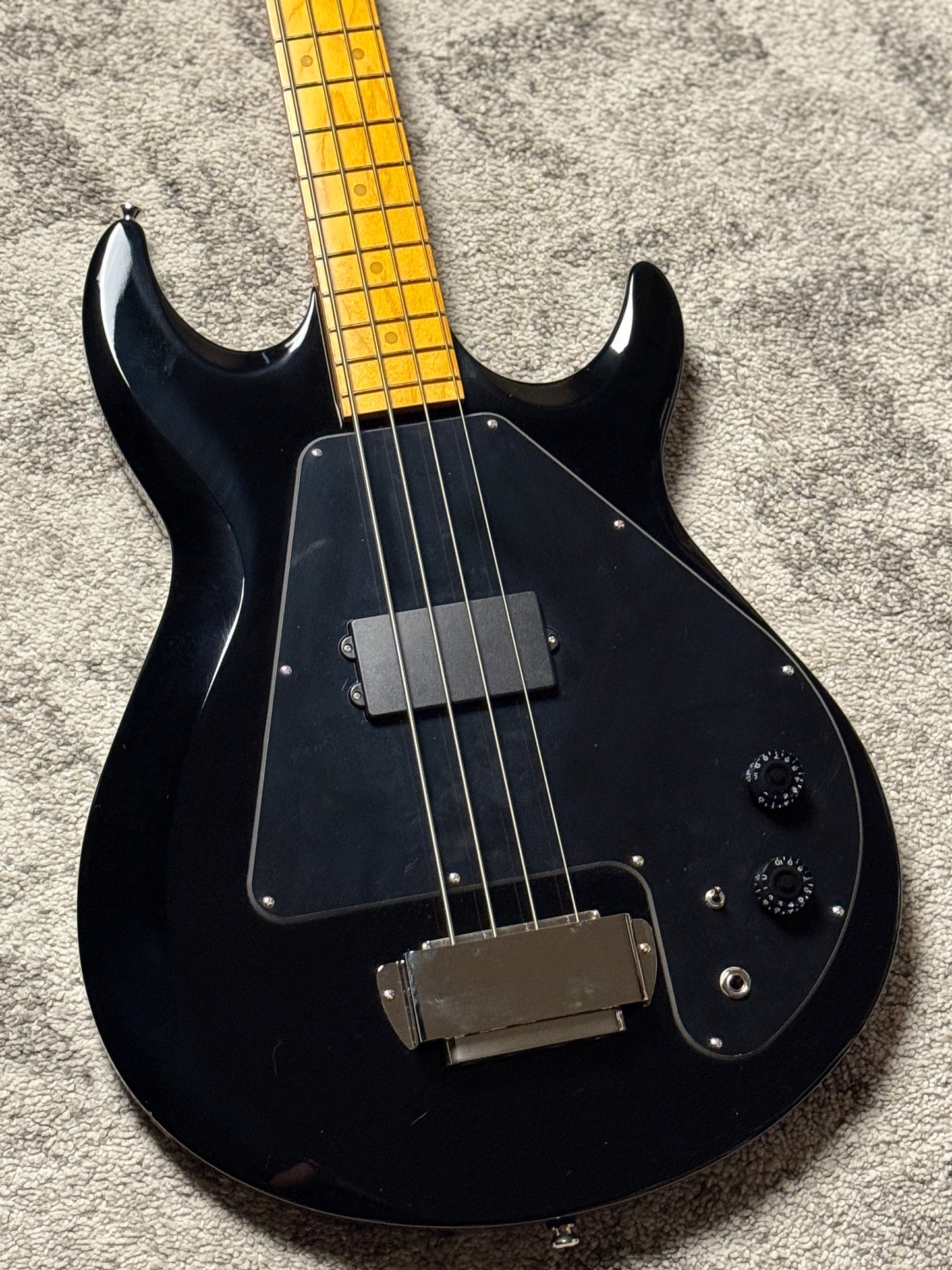 Epiphone Grabber Bass in Ebony