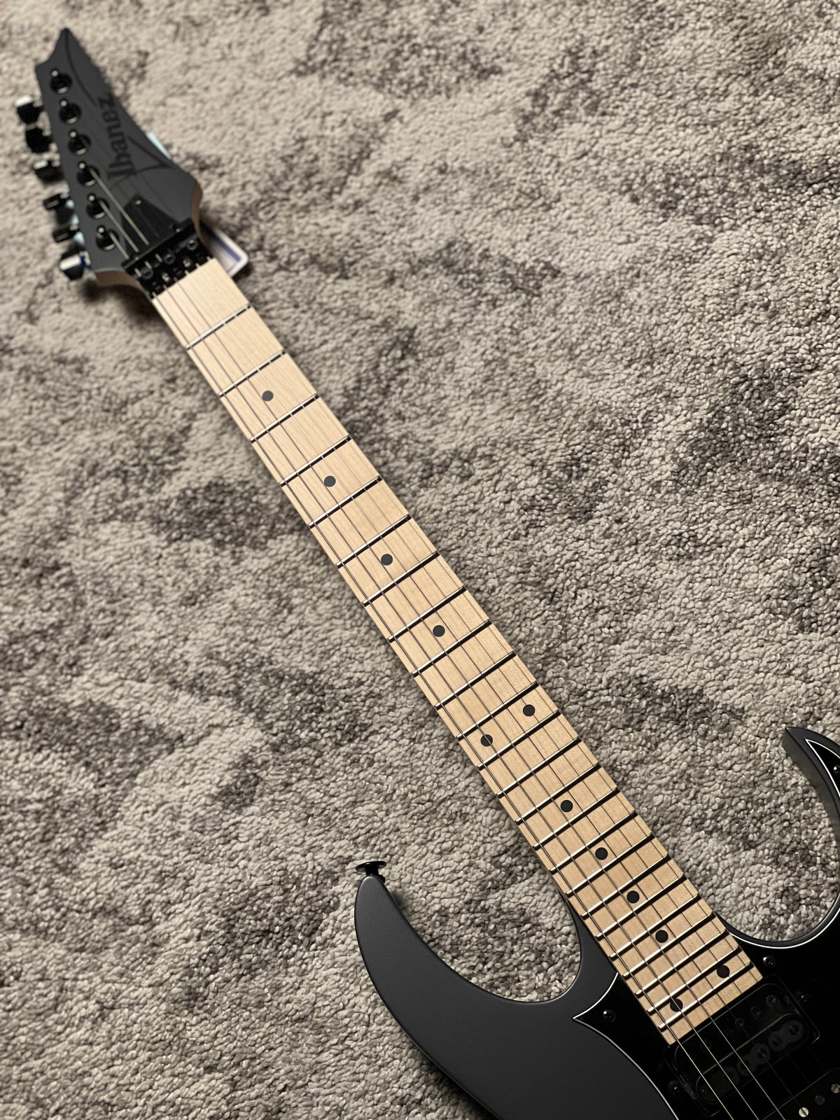 Ibanez RG550-GRF in Black Flat