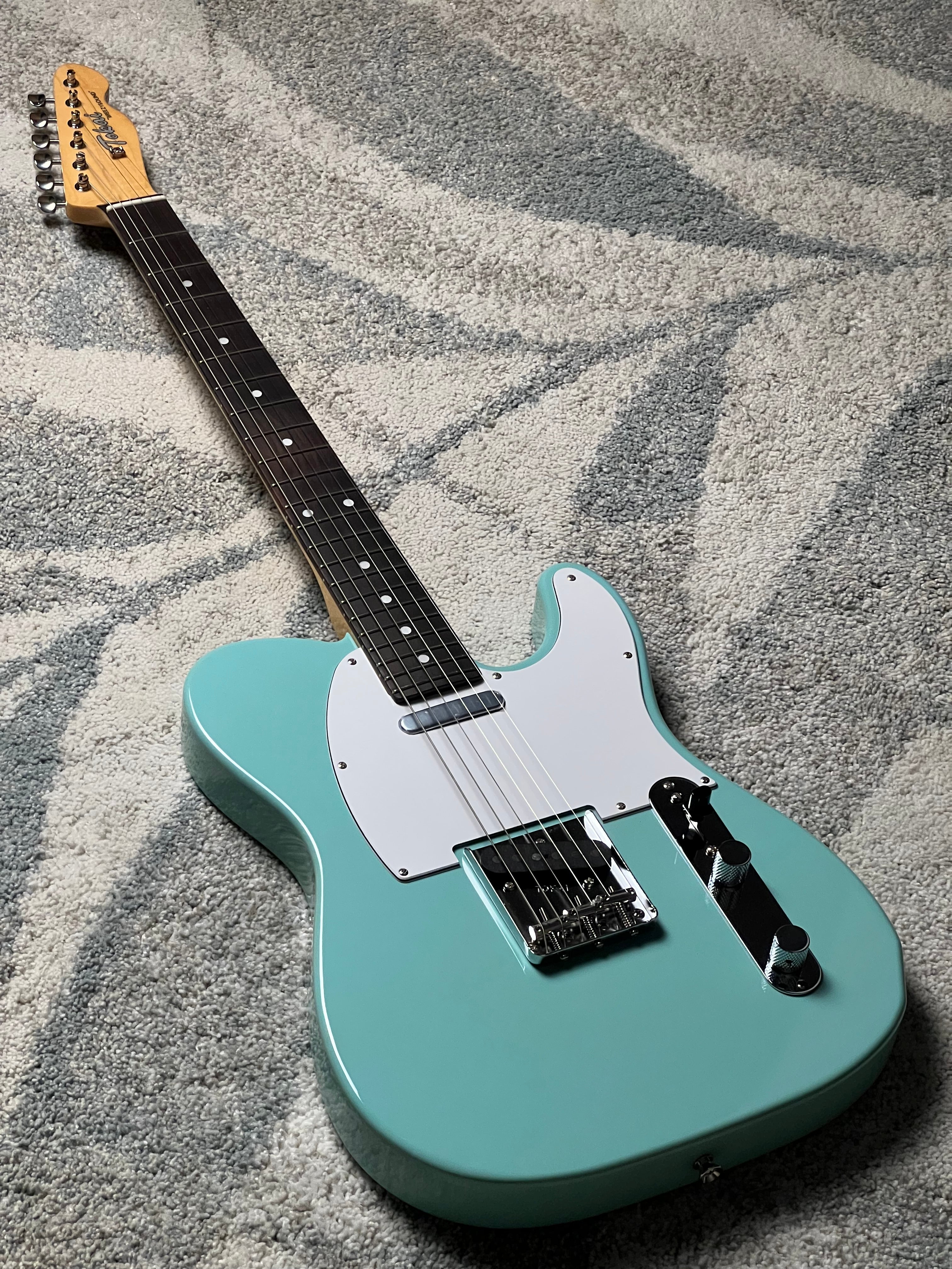 Tokai – nafiriguitar.com